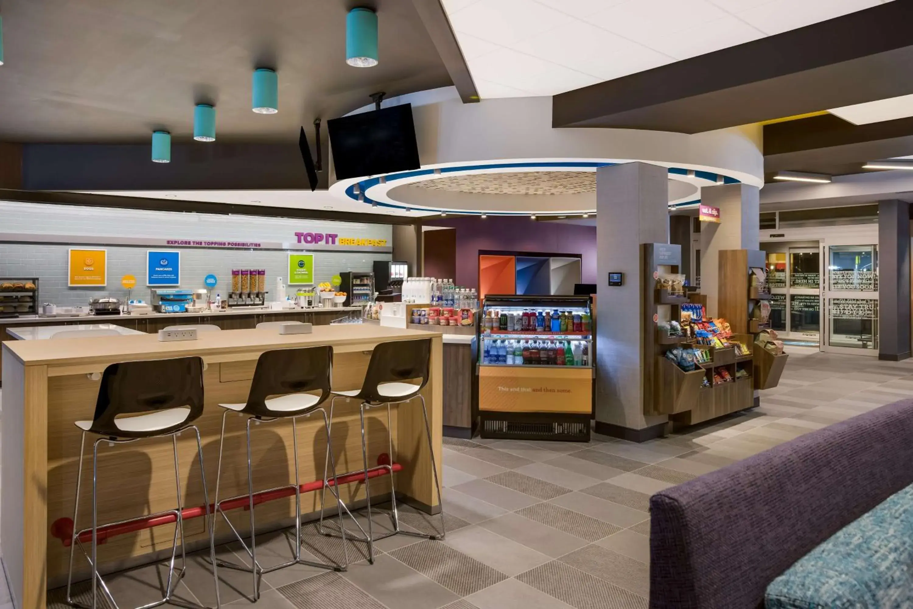 Lobby or reception in Tru By Hilton Traverse City Lobby or reception in Tru By Hilton Traverse City