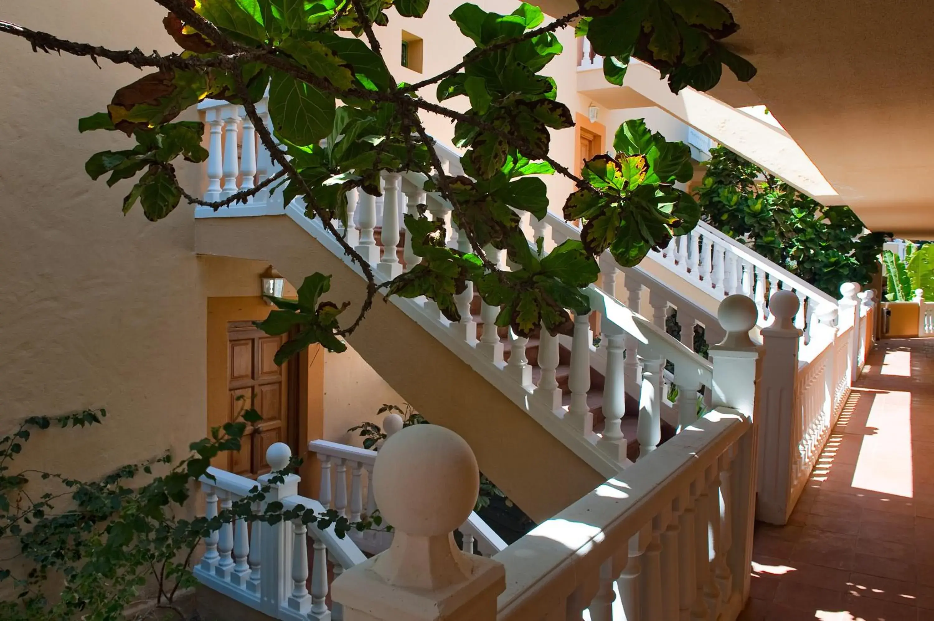 Property building in Elba Lucía Sport & Suite Hotel Property building in Elba Lucía Sport & Suite Hotel