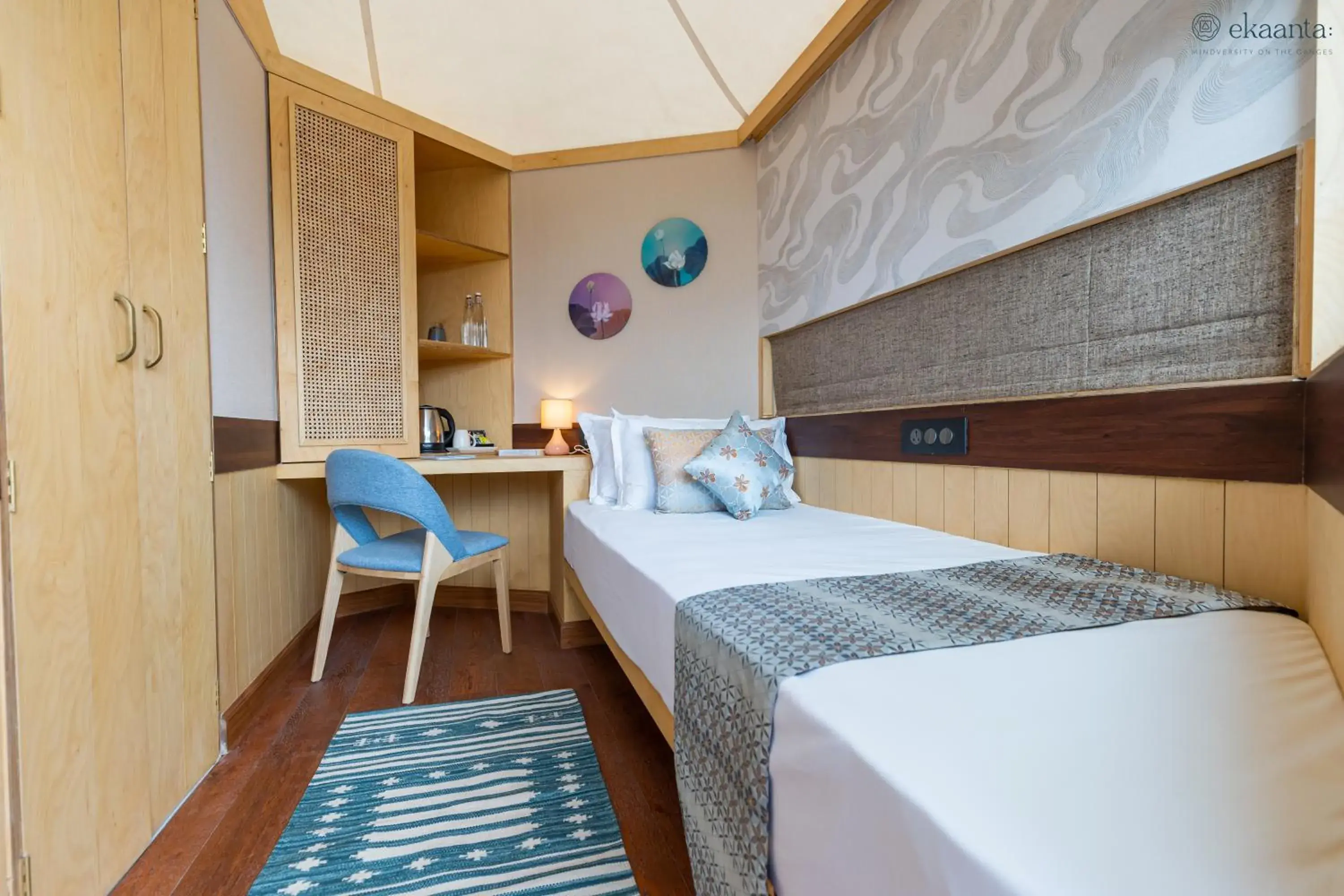 Bed in EKAANTA Bed in EKAANTA