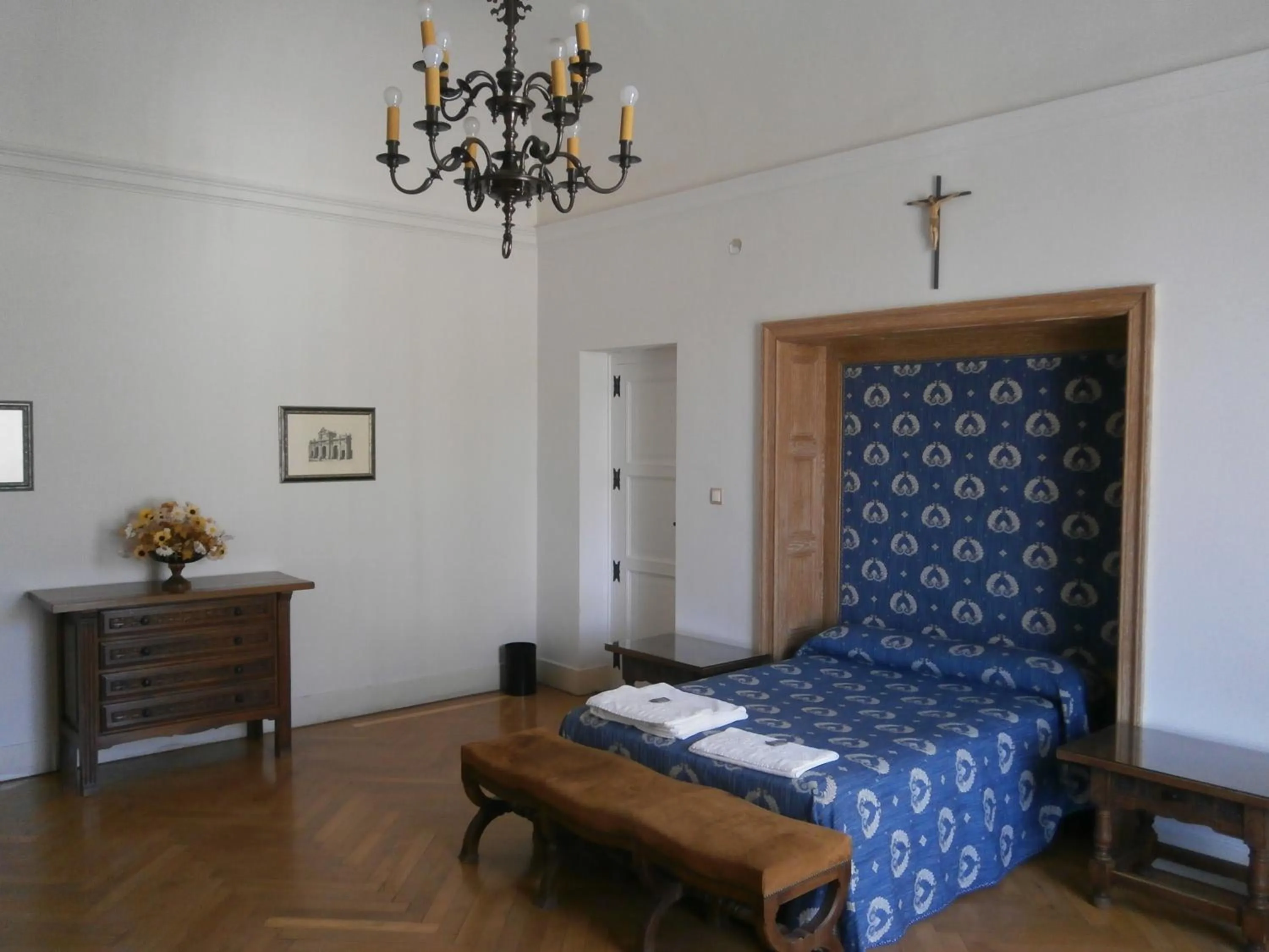 Bedroom, Bed in Hospedería Santa Cruz