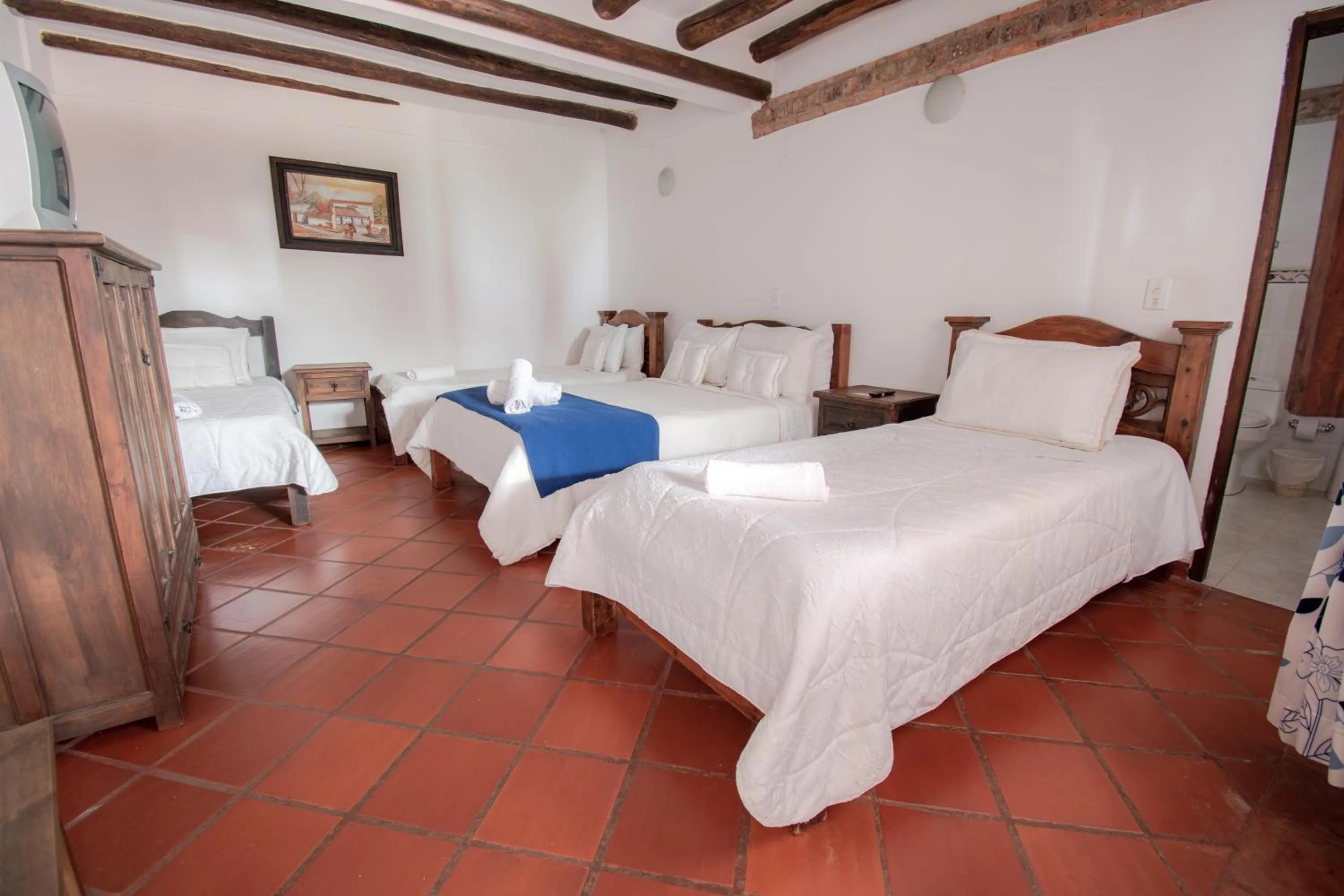 Photo of the whole room, Bed in Hotel Villa Luna