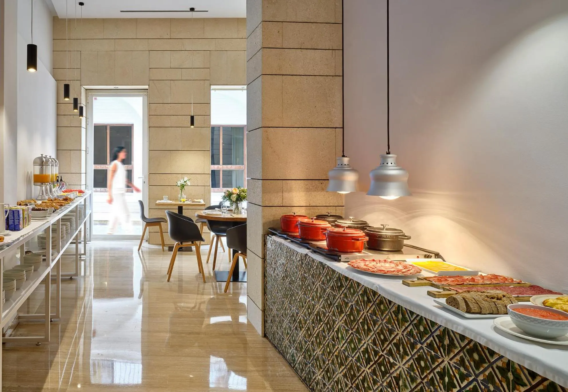 Buffet breakfast in Hotel Rey Alfonso X