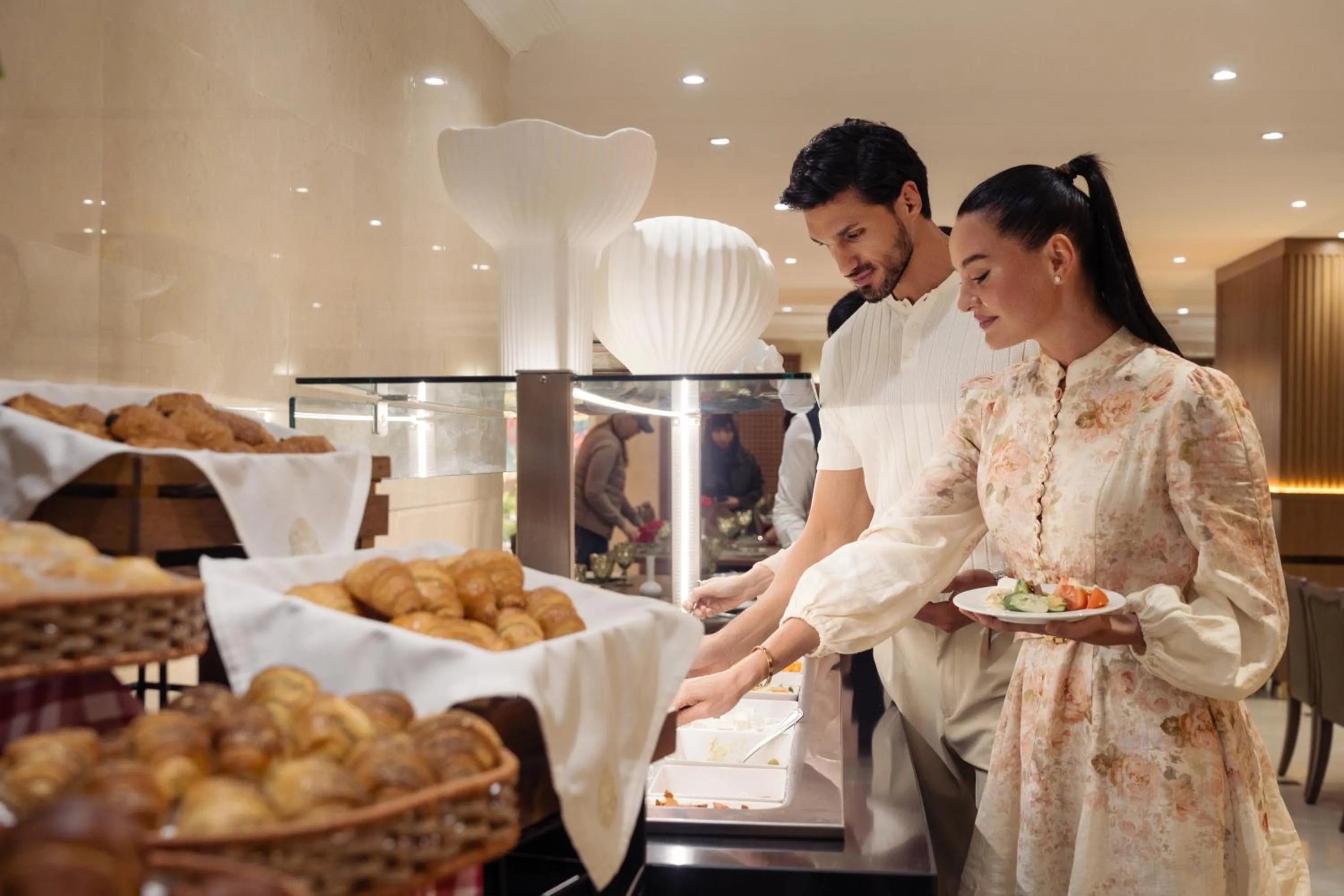 Restaurant/places to eat in Golden Sands Suites