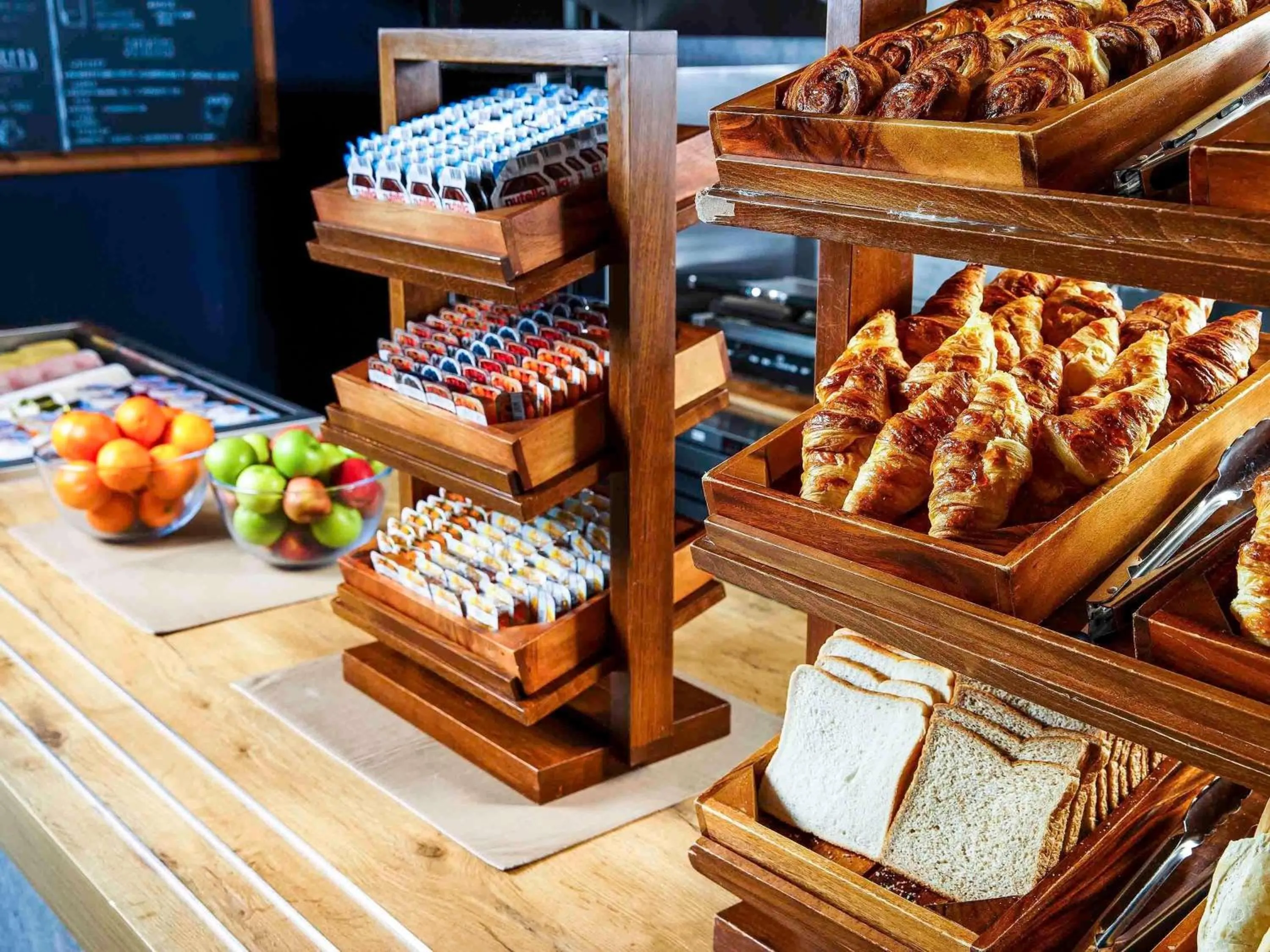 Breakfast in ibis budget Hotel Edinburgh Park