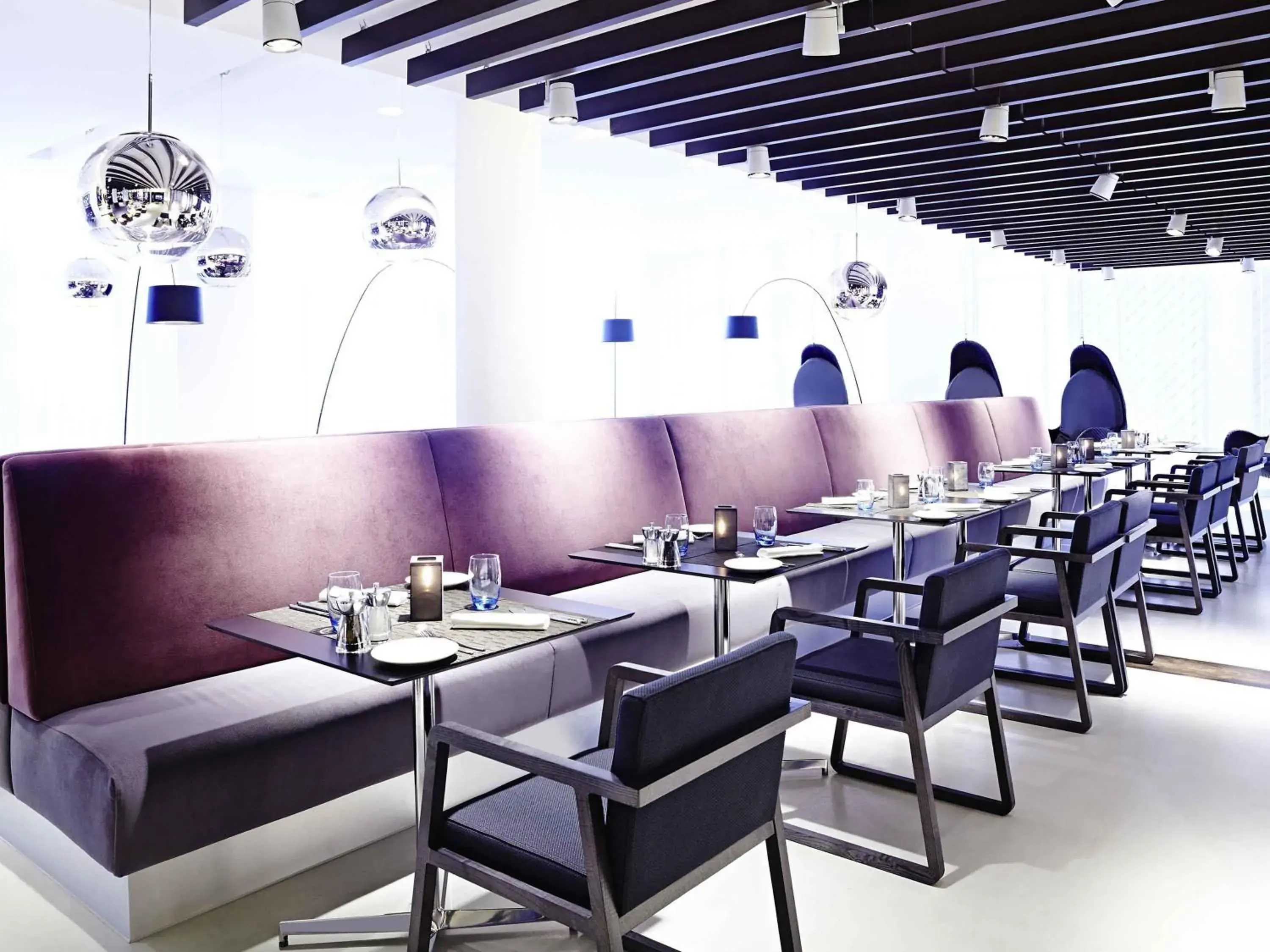 Restaurant/places to eat in Novotel London Brentford Restaurant/places to eat in Novotel London Brentford