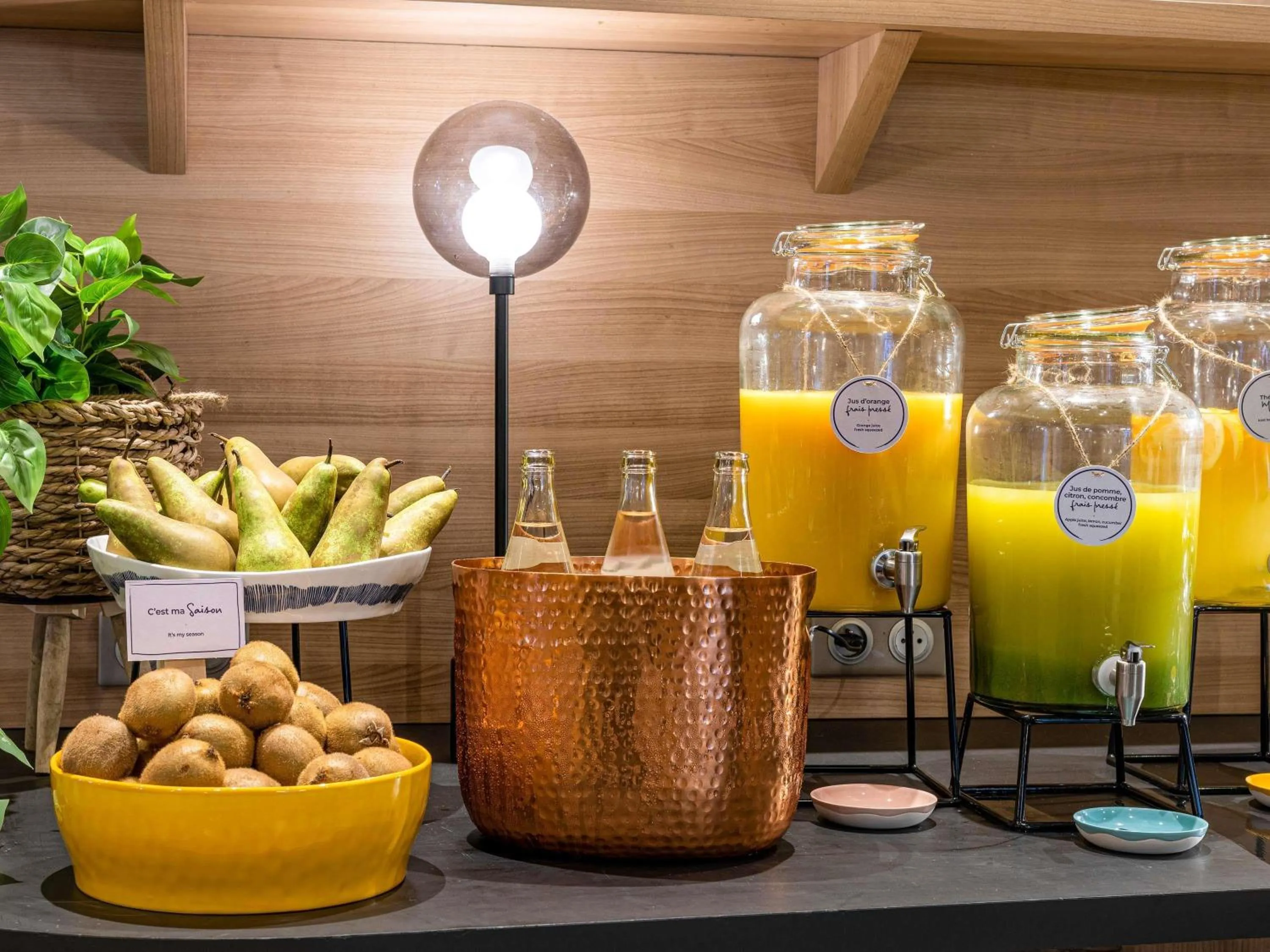 Breakfast in Novotel London Brentford