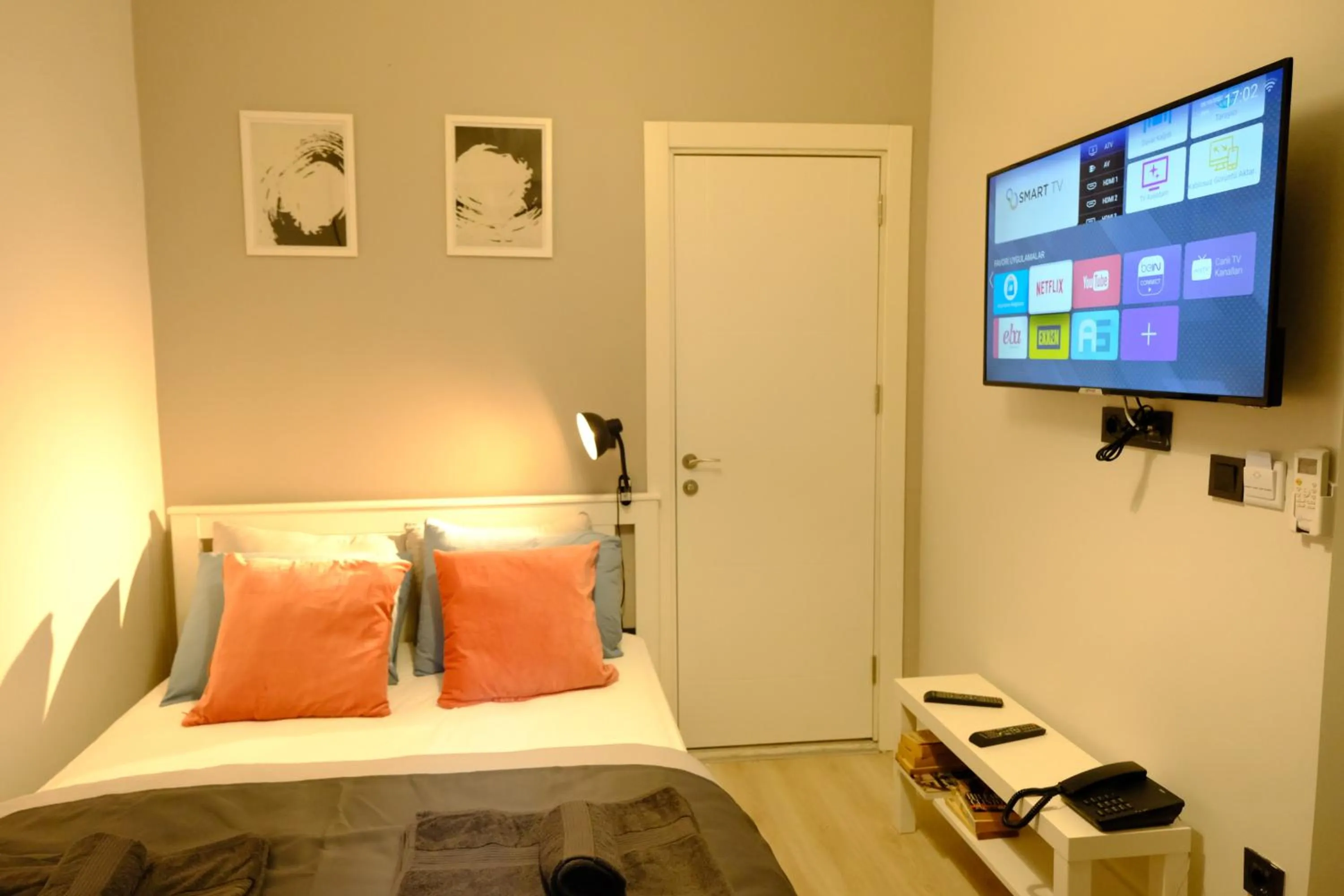 Bed in Cactus Suites