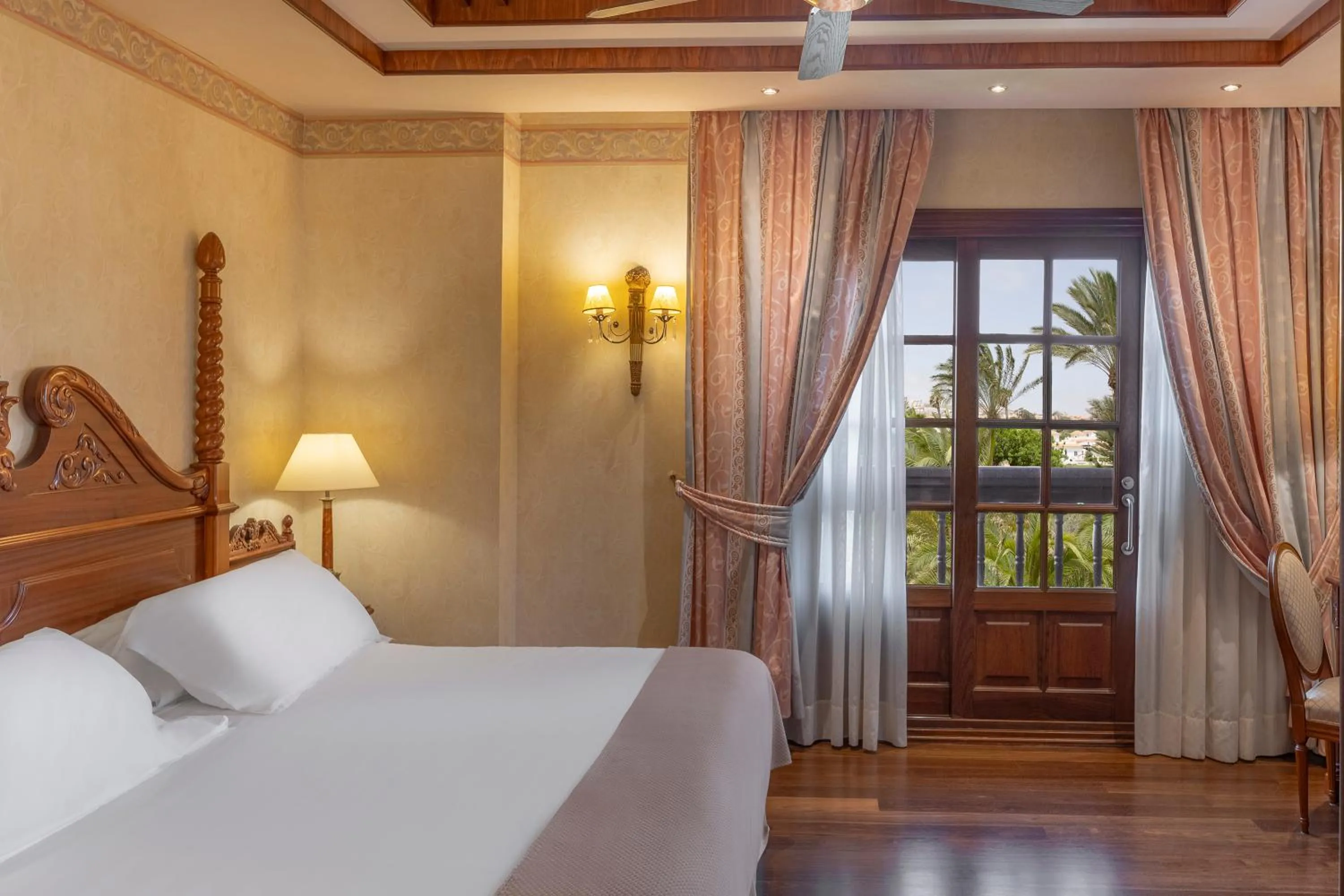 Photo of the whole room, Bed in Elba Palace Golf Boutique Hotel - Adults Only