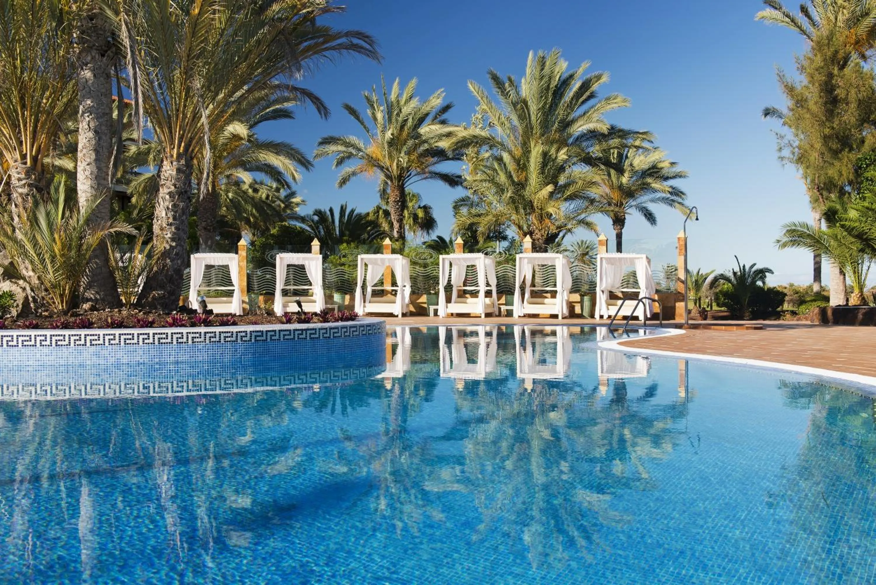 Swimming pool in Elba Palace Golf Boutique Hotel - Adults Only
