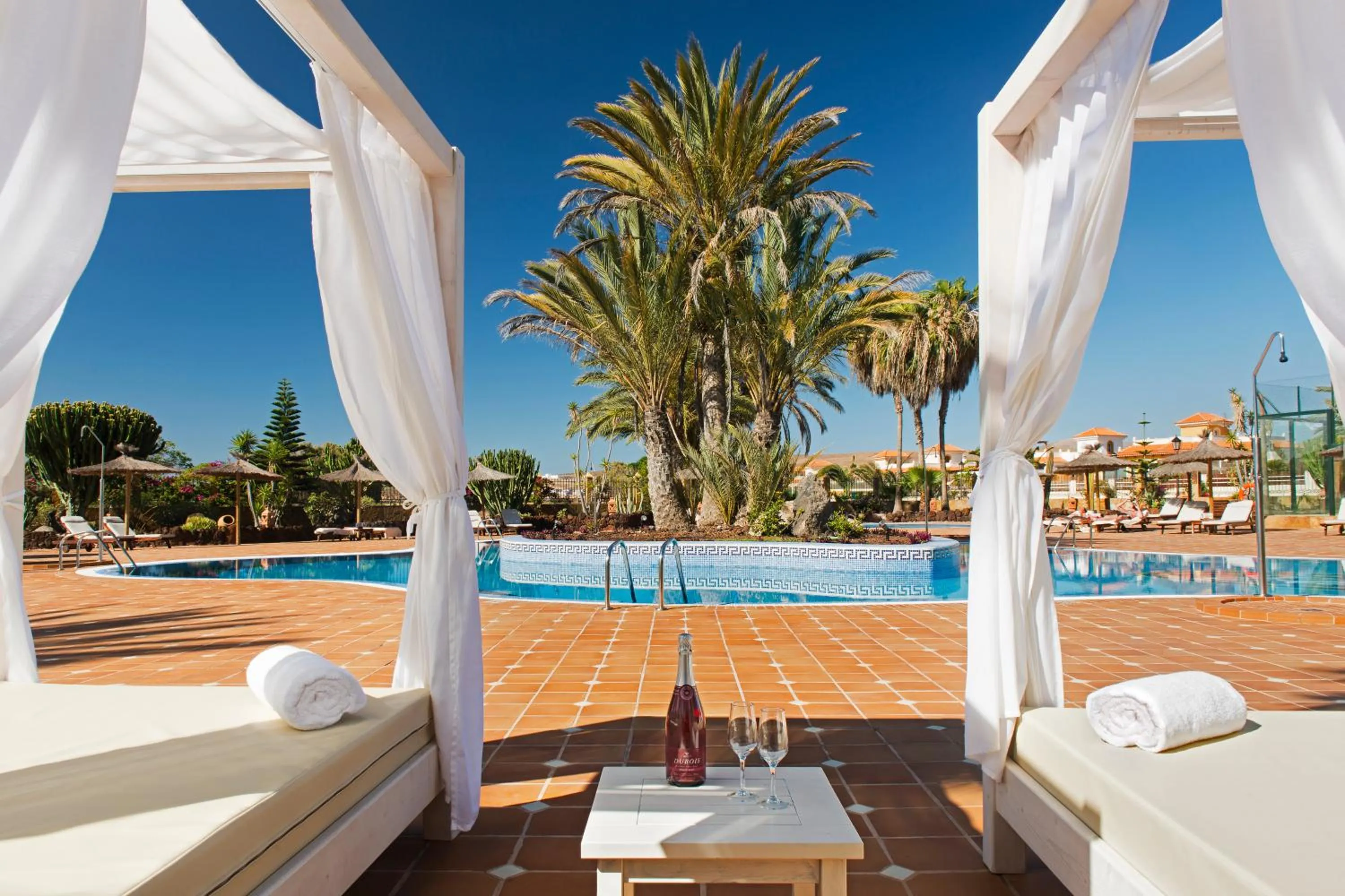 Swimming pool in Elba Palace Golf Boutique Hotel - Adults Only