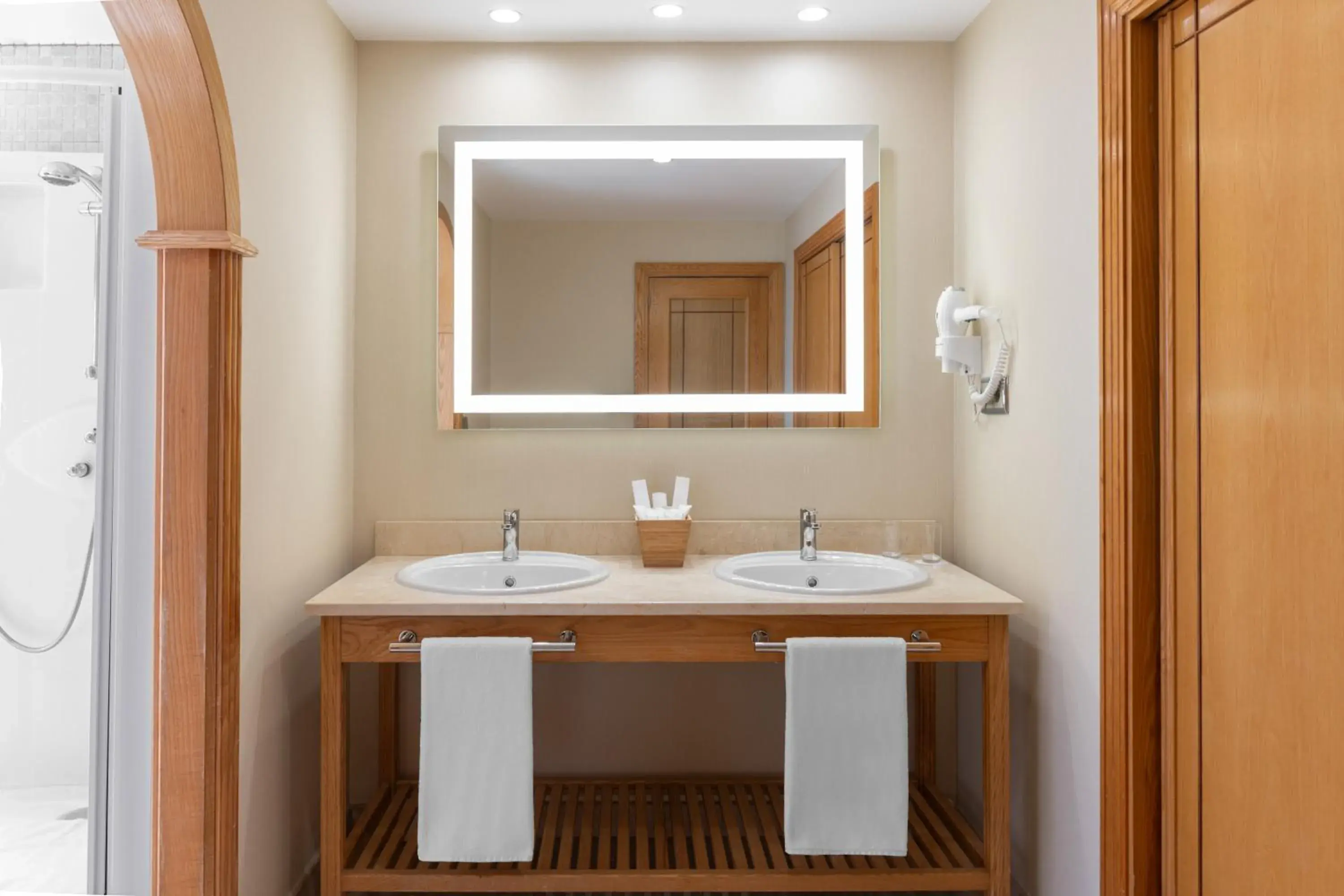 Bathroom in Elba Sara Beach & Golf Resort Bathroom in Elba Sara Beach & Golf Resort