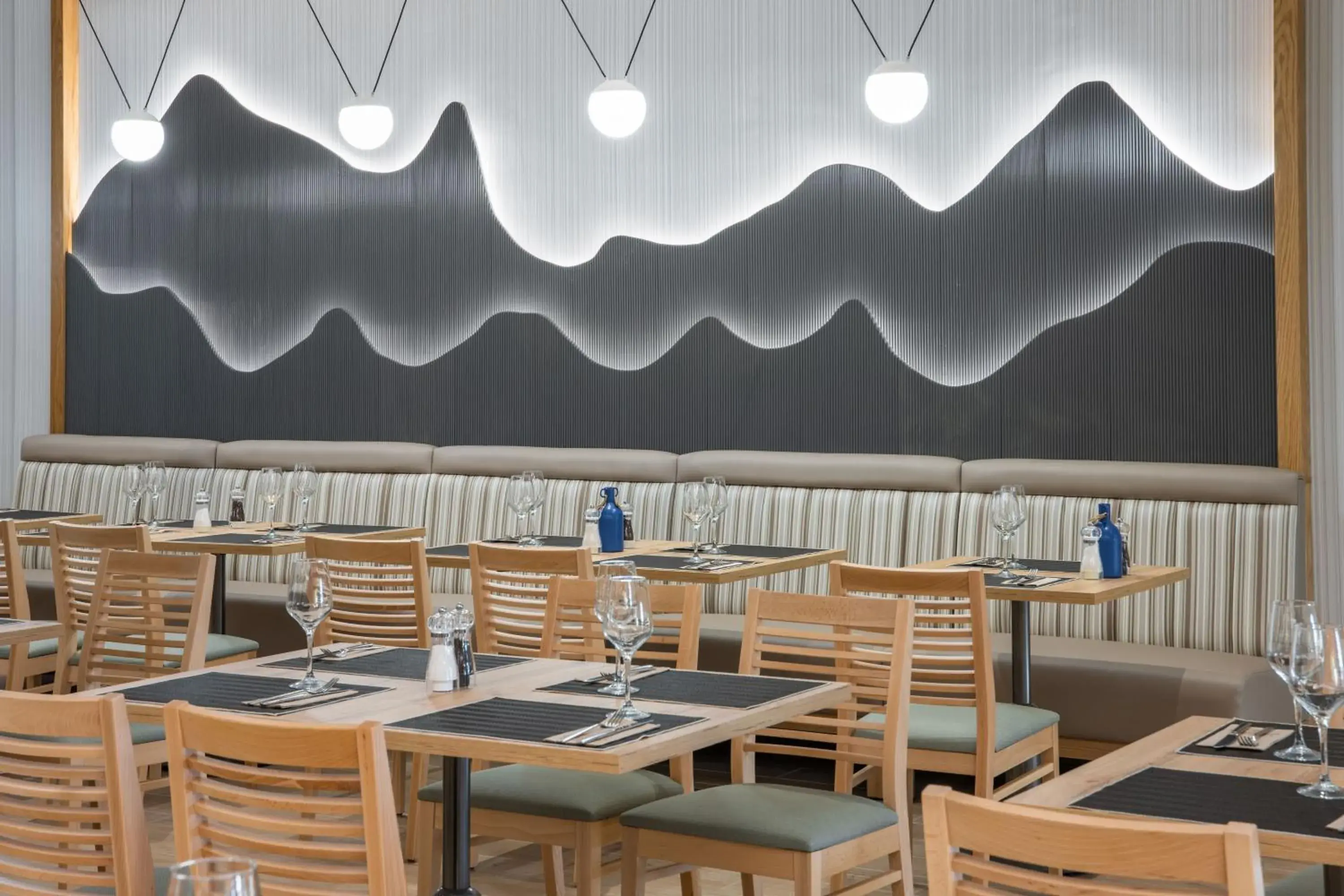 Restaurant/places to eat in Elba Sara Beach & Golf Resort Restaurant/places to eat in Elba Sara Beach & Golf Resort