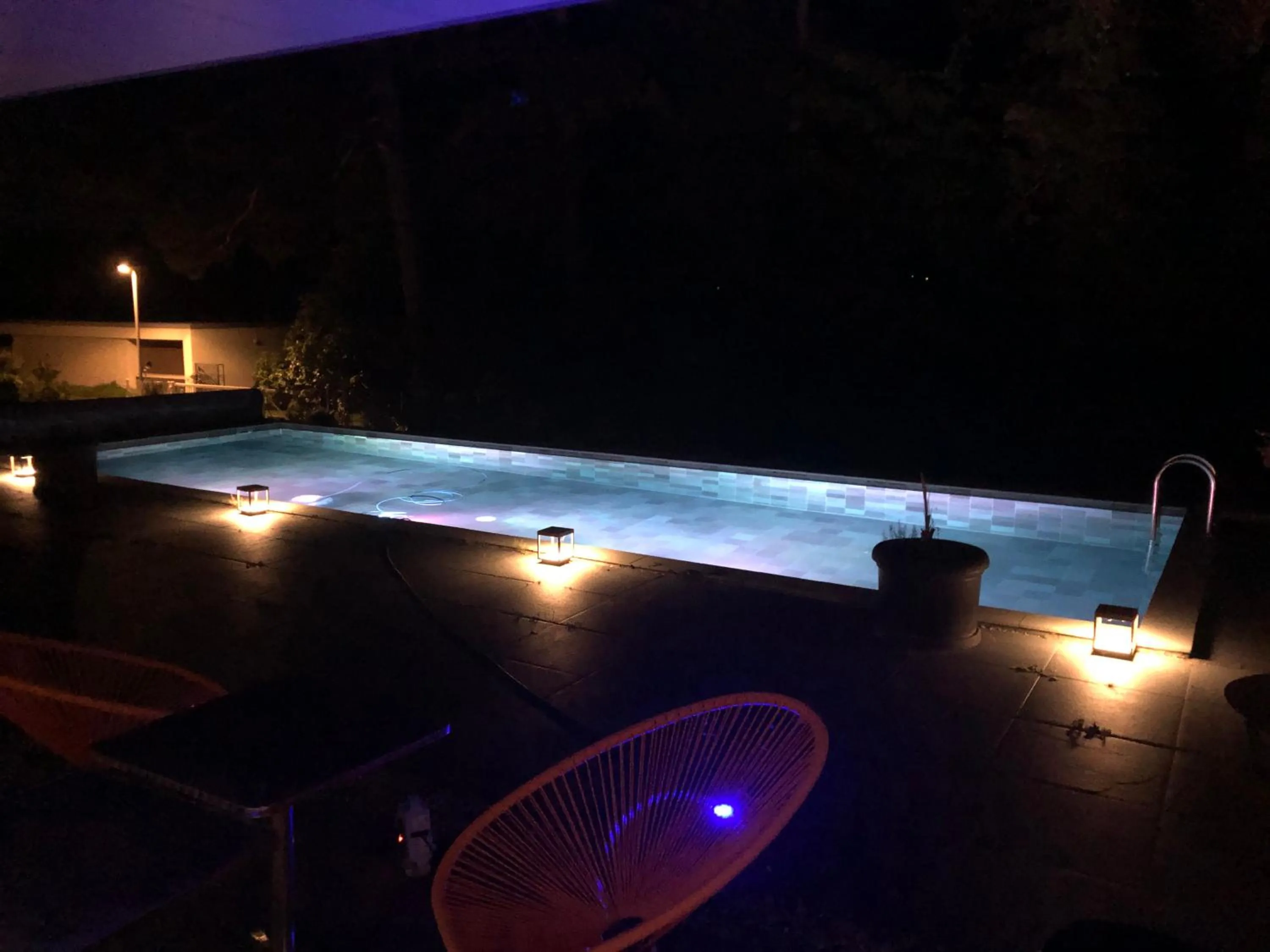 Swimming pool in Morat Gaste Zimmer