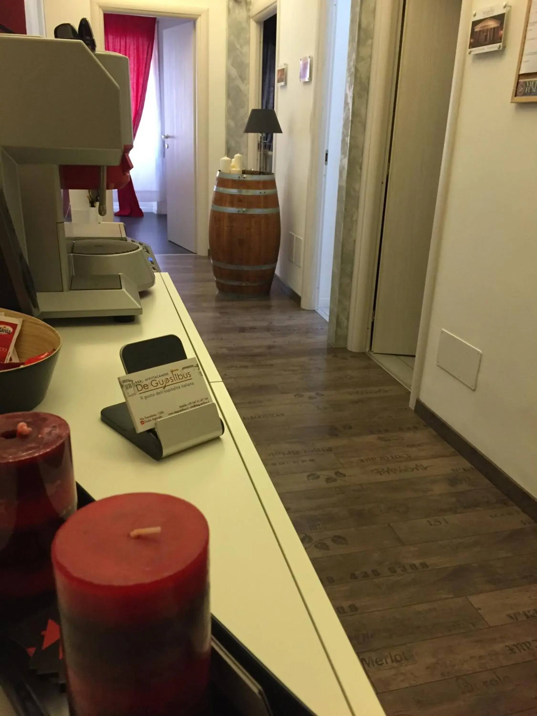 Lobby or reception in De Guestibus Lobby or reception in De Guestibus