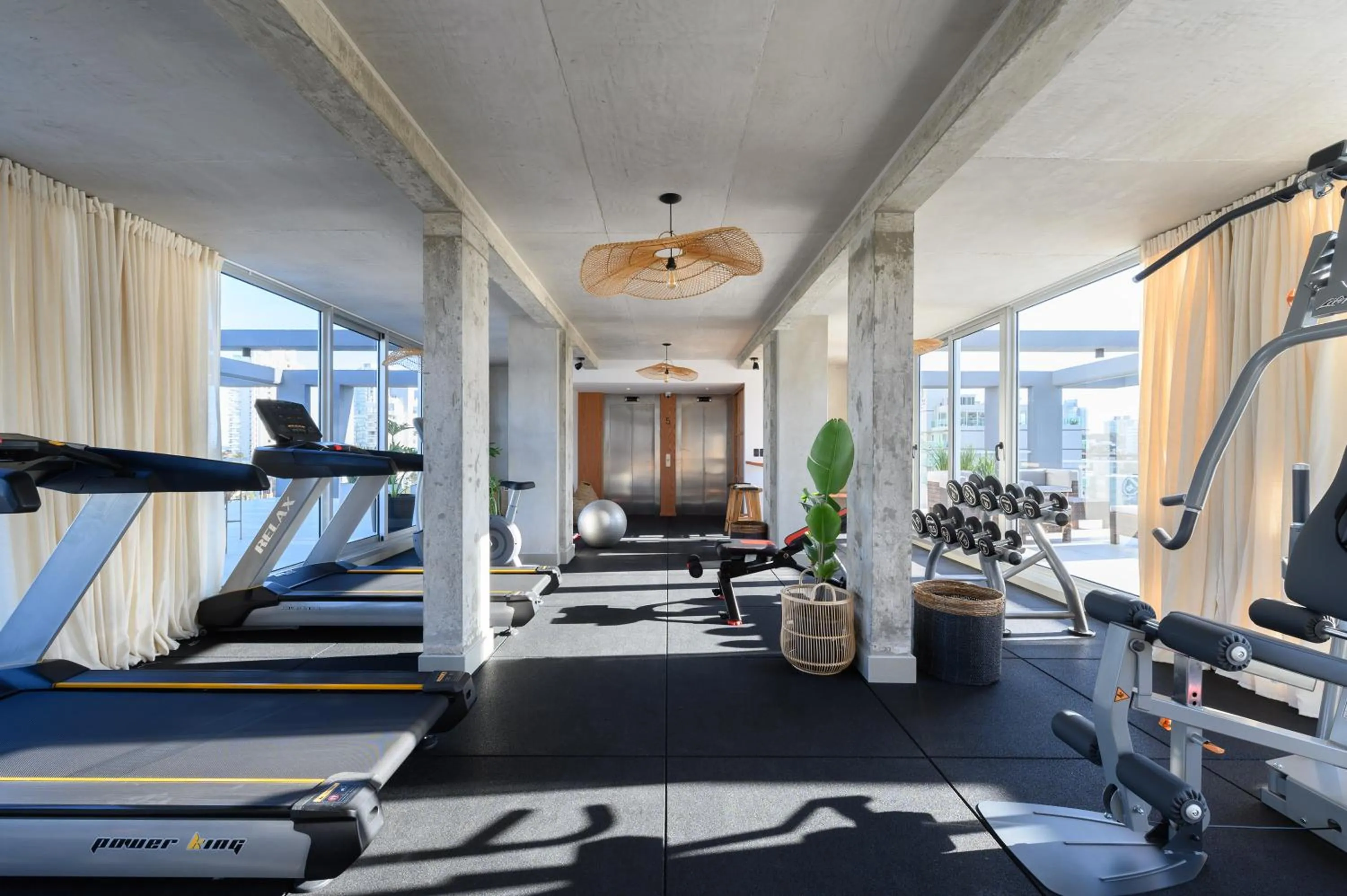 Fitness centre/facilities in Ambar Hotel
