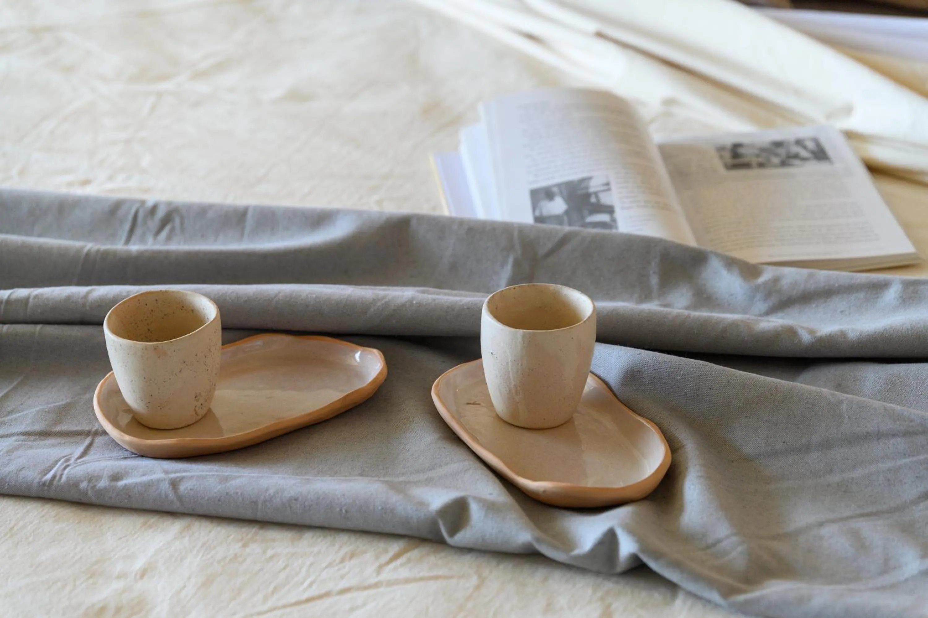 Coffee/tea facilities, Bed in Ambar Hotel