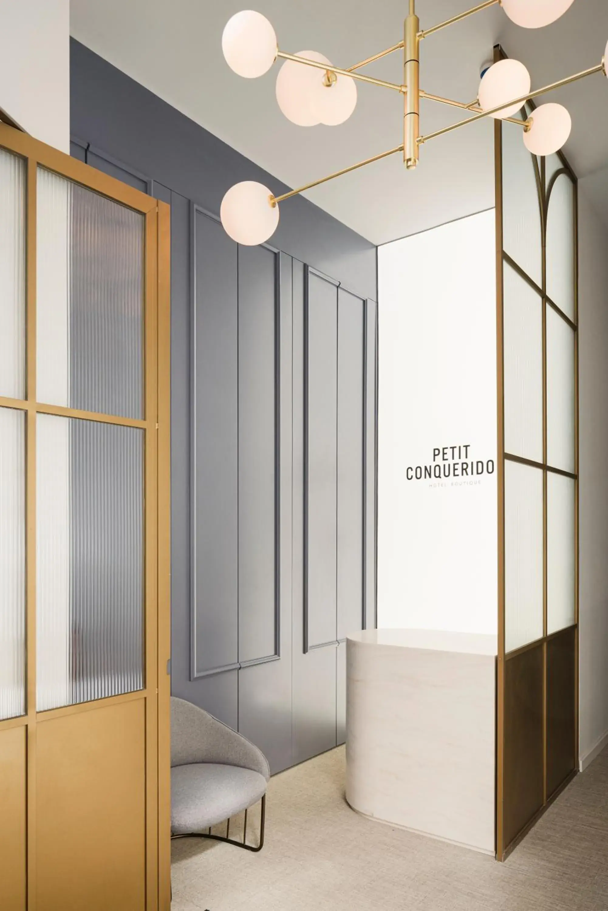 Property building in Hotel Conqueridor Property building in Hotel Conqueridor