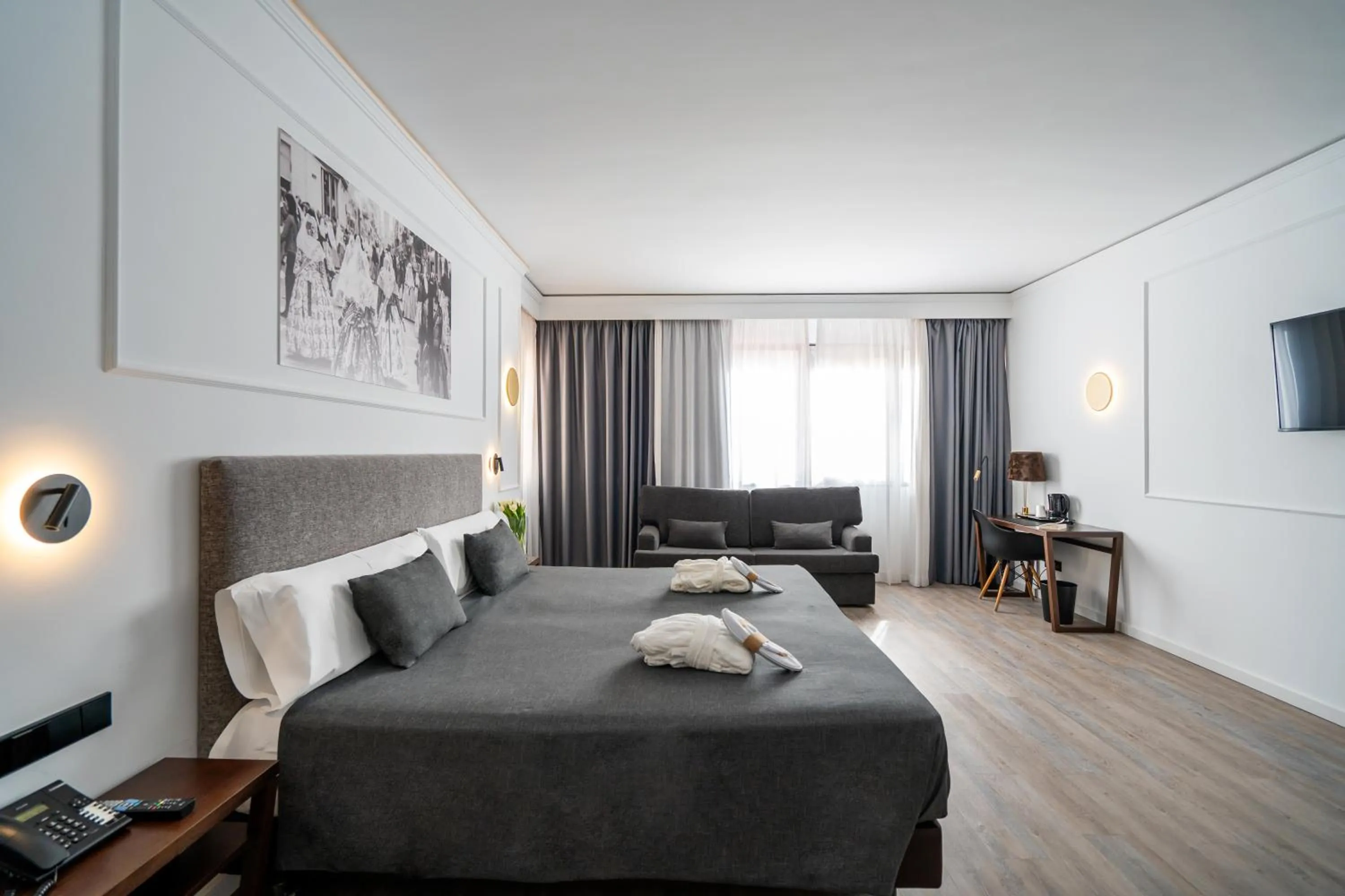 Bedroom, Bed in Hotel Conqueridor