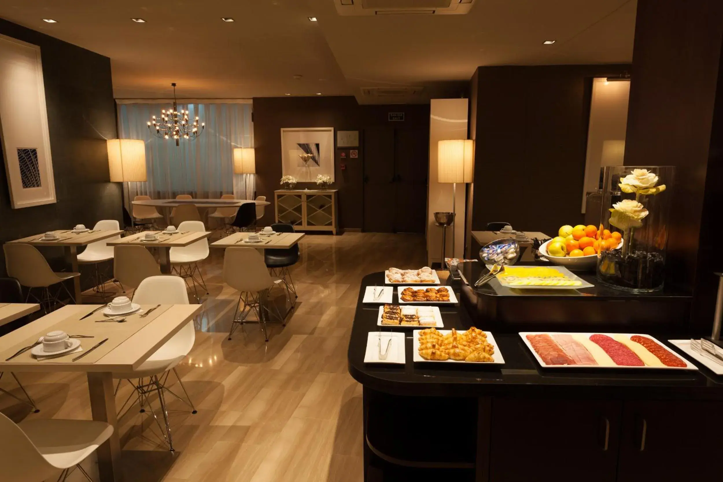 Breakfast in Hotel Conqueridor Breakfast in Hotel Conqueridor