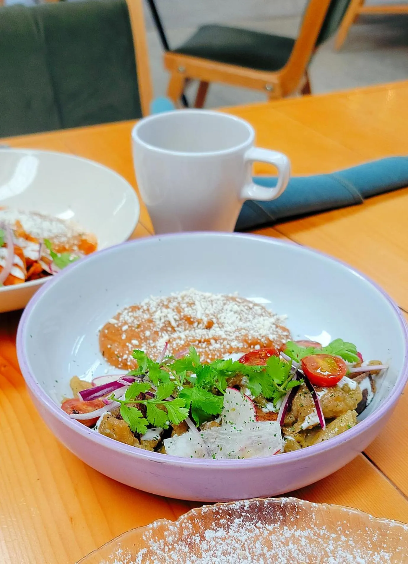 Continental breakfast in Oasis 444