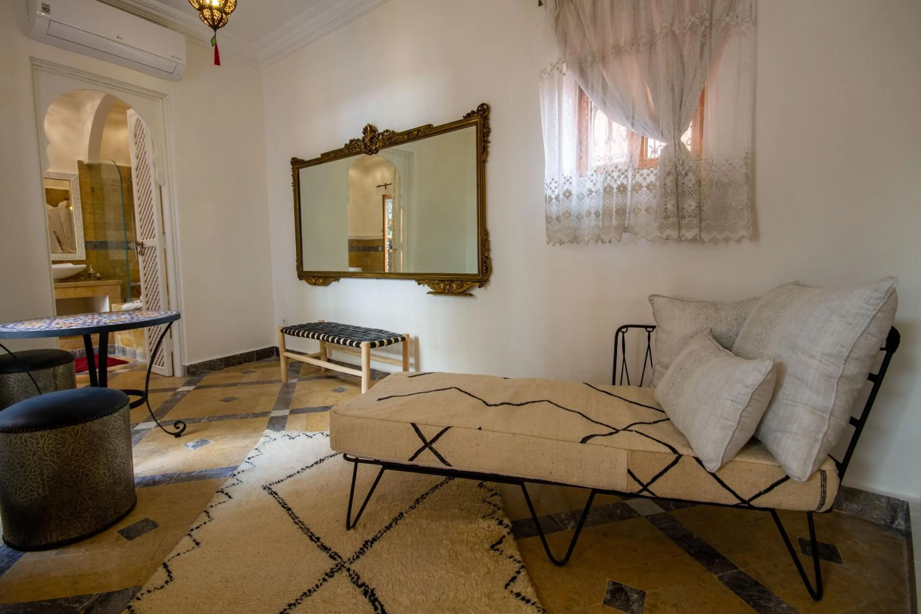 Photo of the whole room in Riad SofYan & Spa