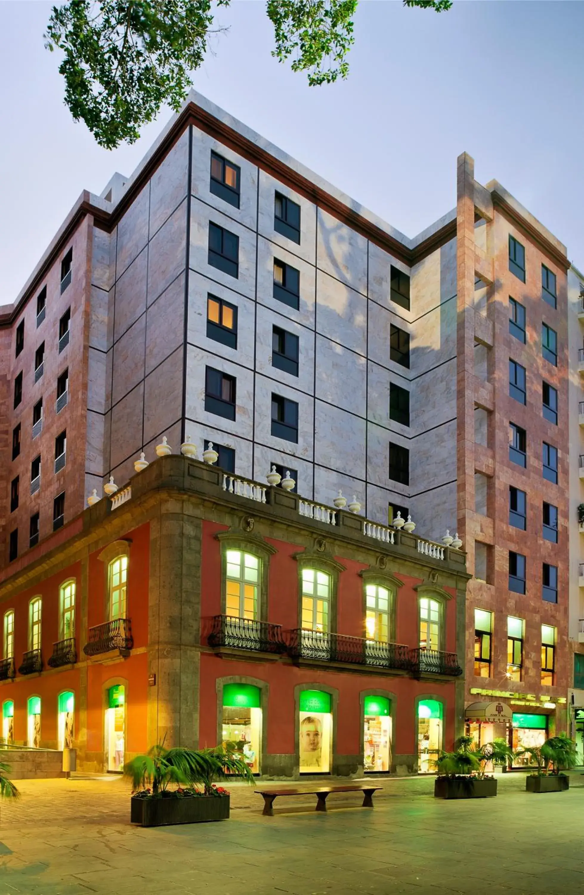 Facade/entrance in Hotel Principe Paz Facade/entrance in Hotel Principe Paz
