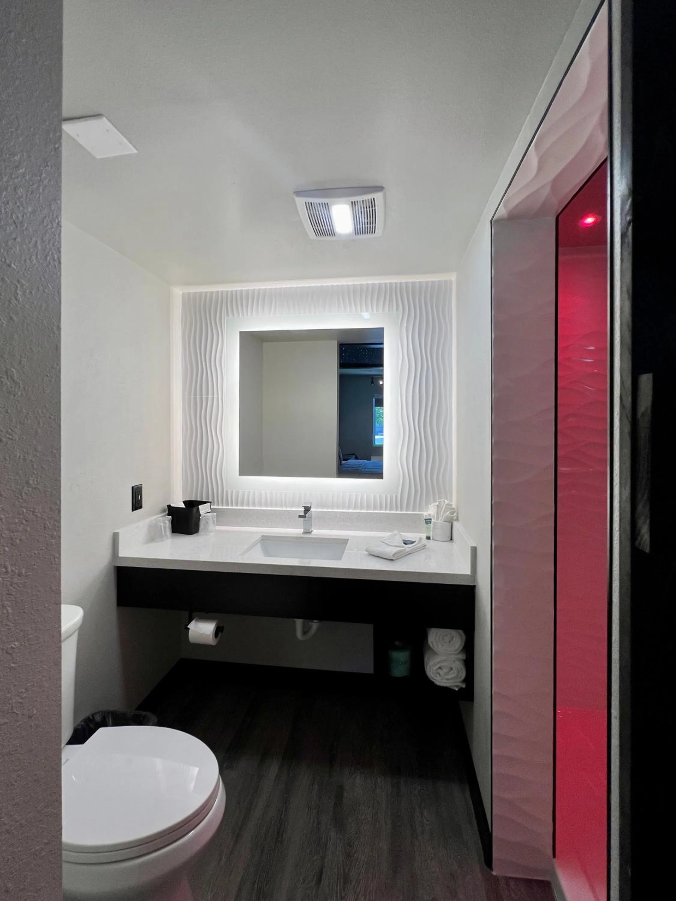 Toilet in Imperial Suites, Adults Only