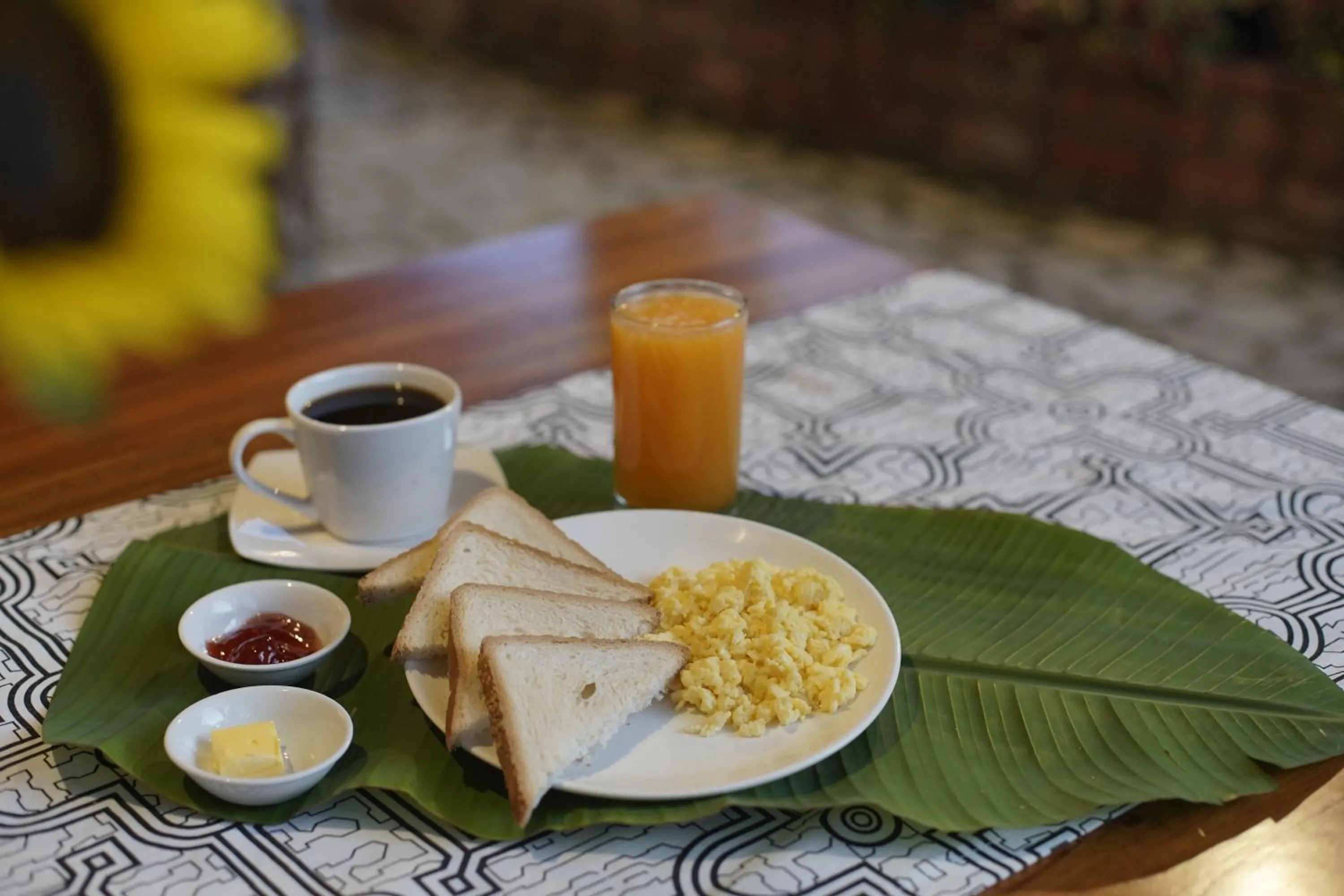 Breakfast in Muyuterra