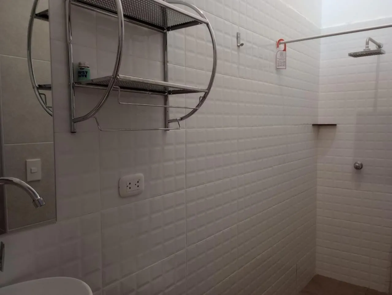 Shower in Muyuterra