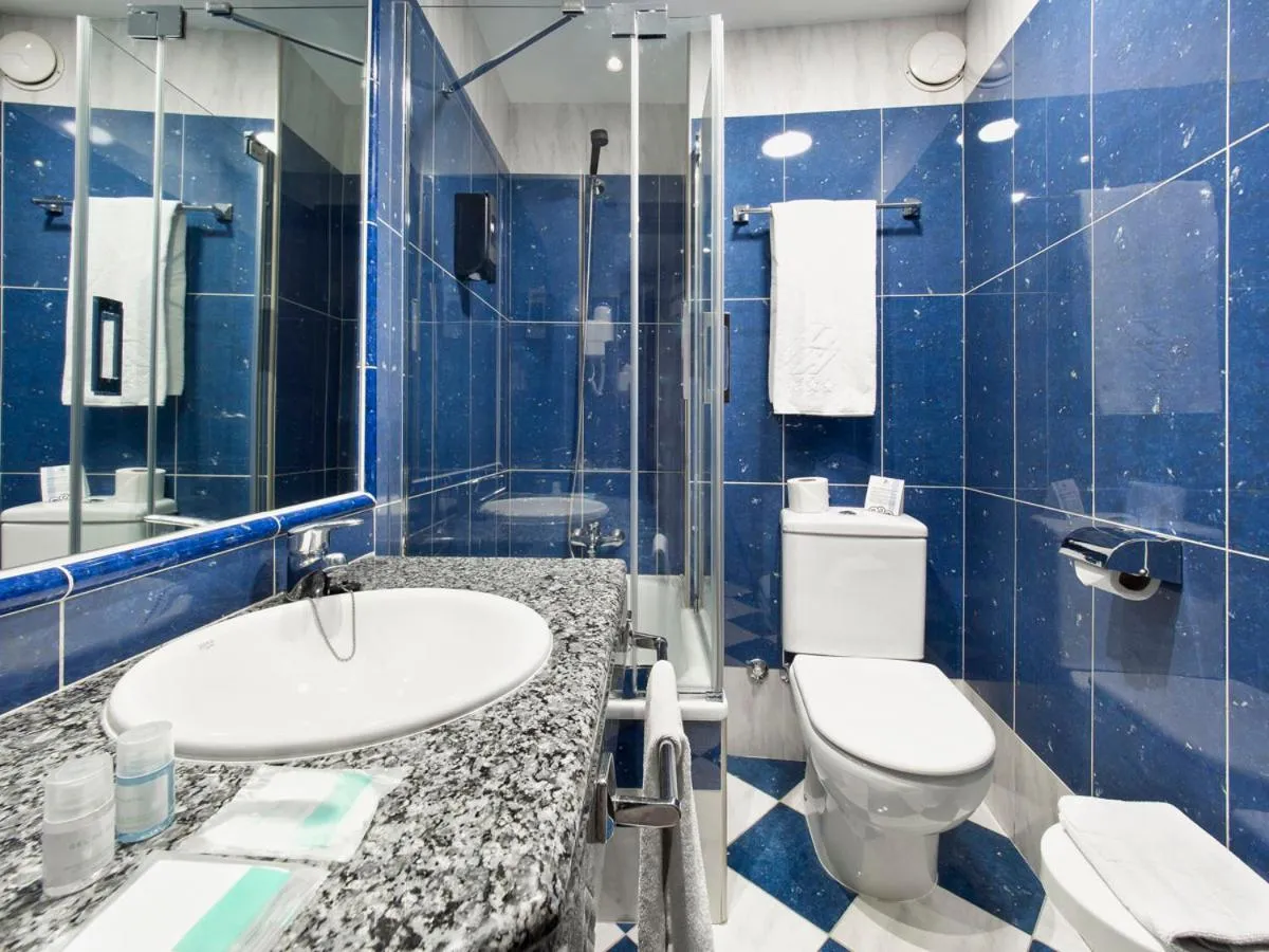 Toilet in Hotel Zentral Parque