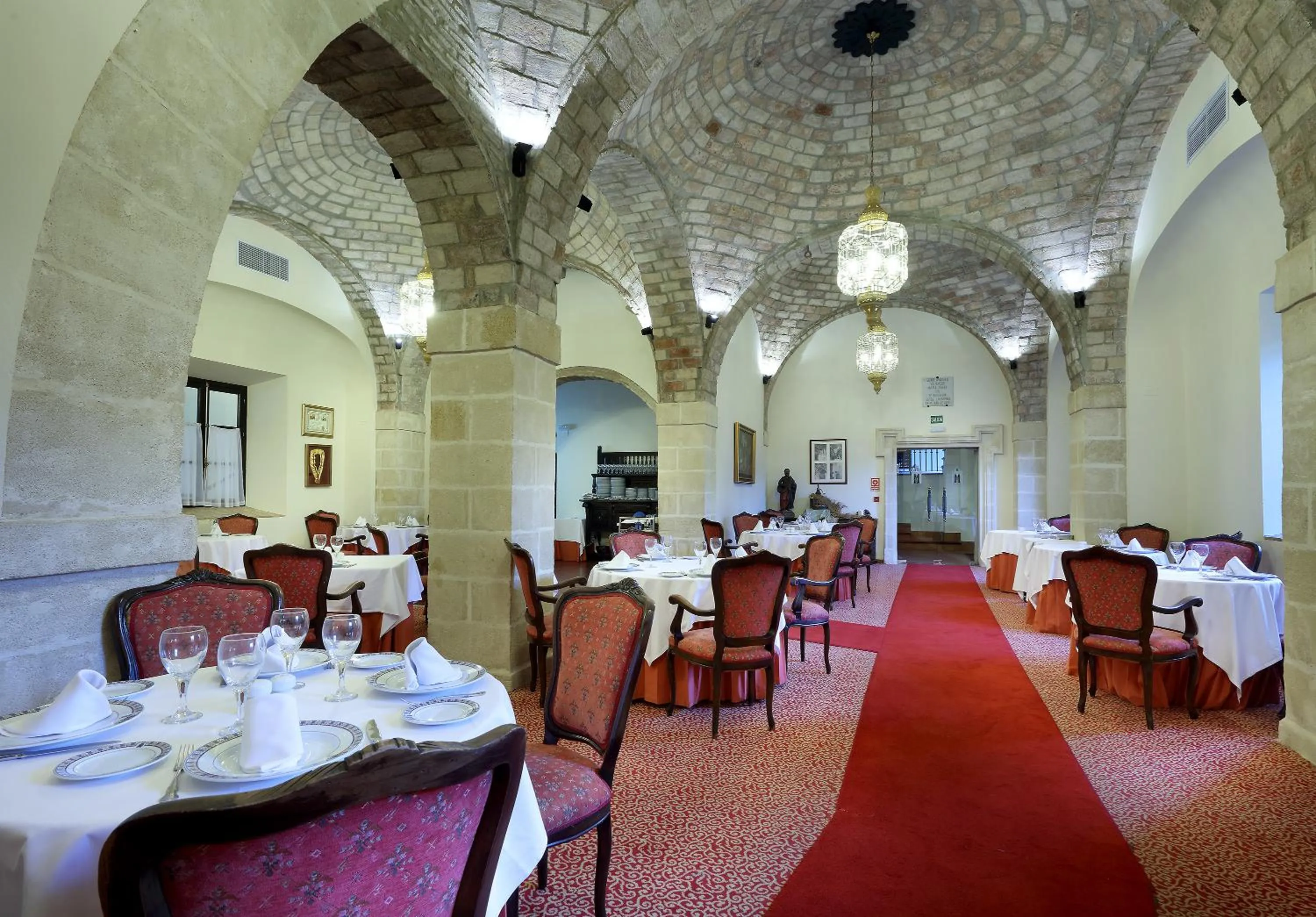 Restaurant/places to eat in Crisol Monasterio de San Miguel