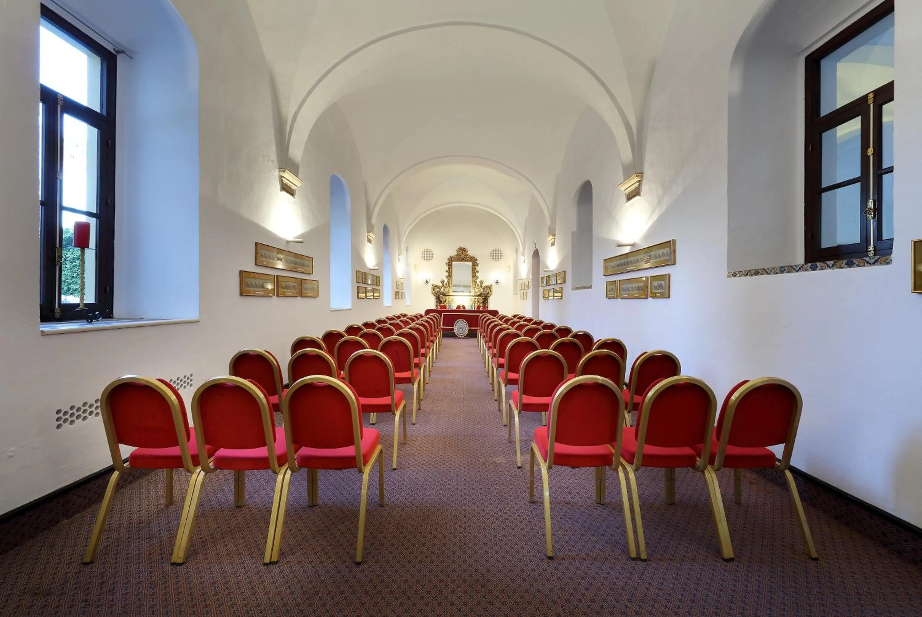 Meeting/conference room in Crisol Monasterio de San Miguel