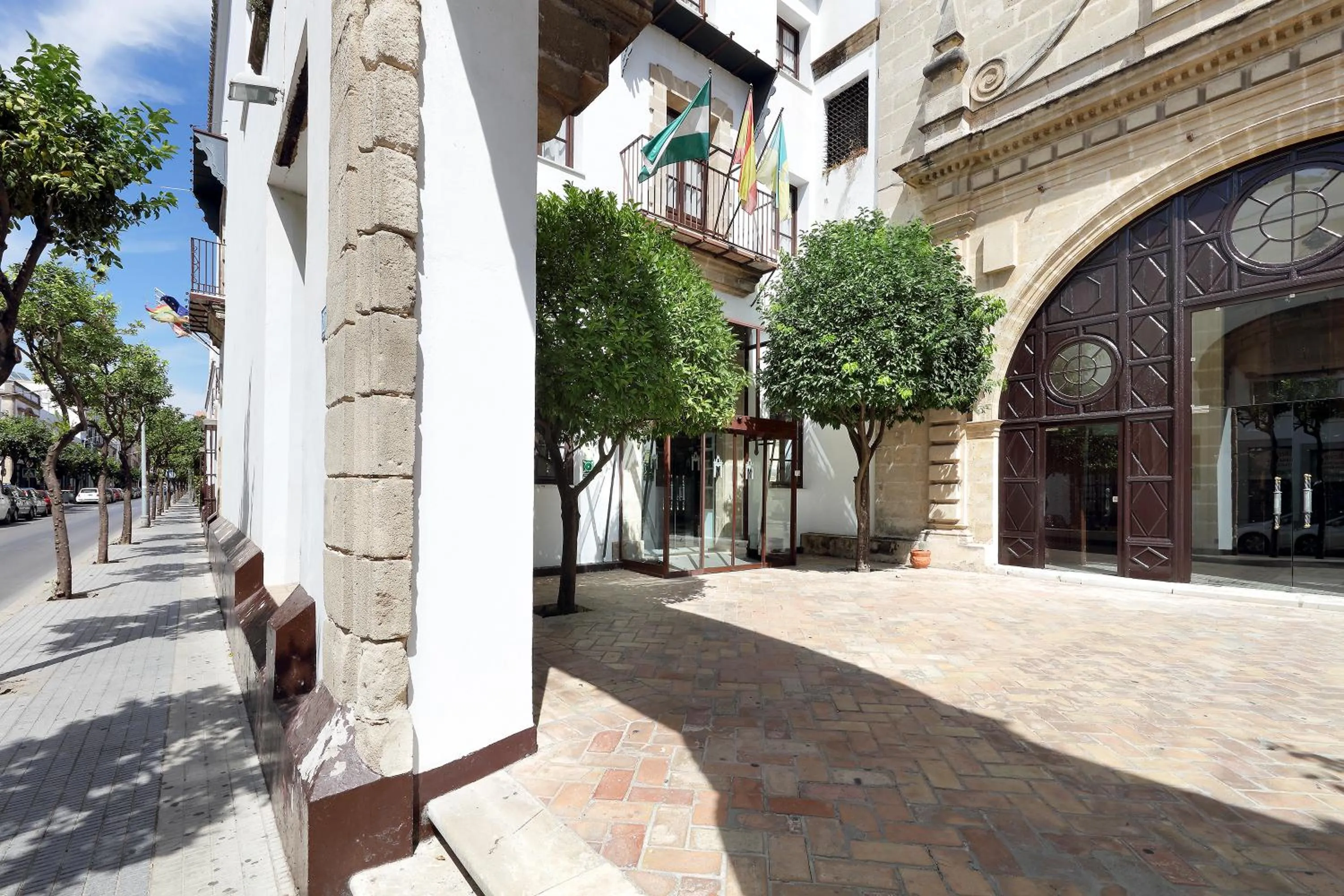 Day in Crisol Monasterio de San Miguel