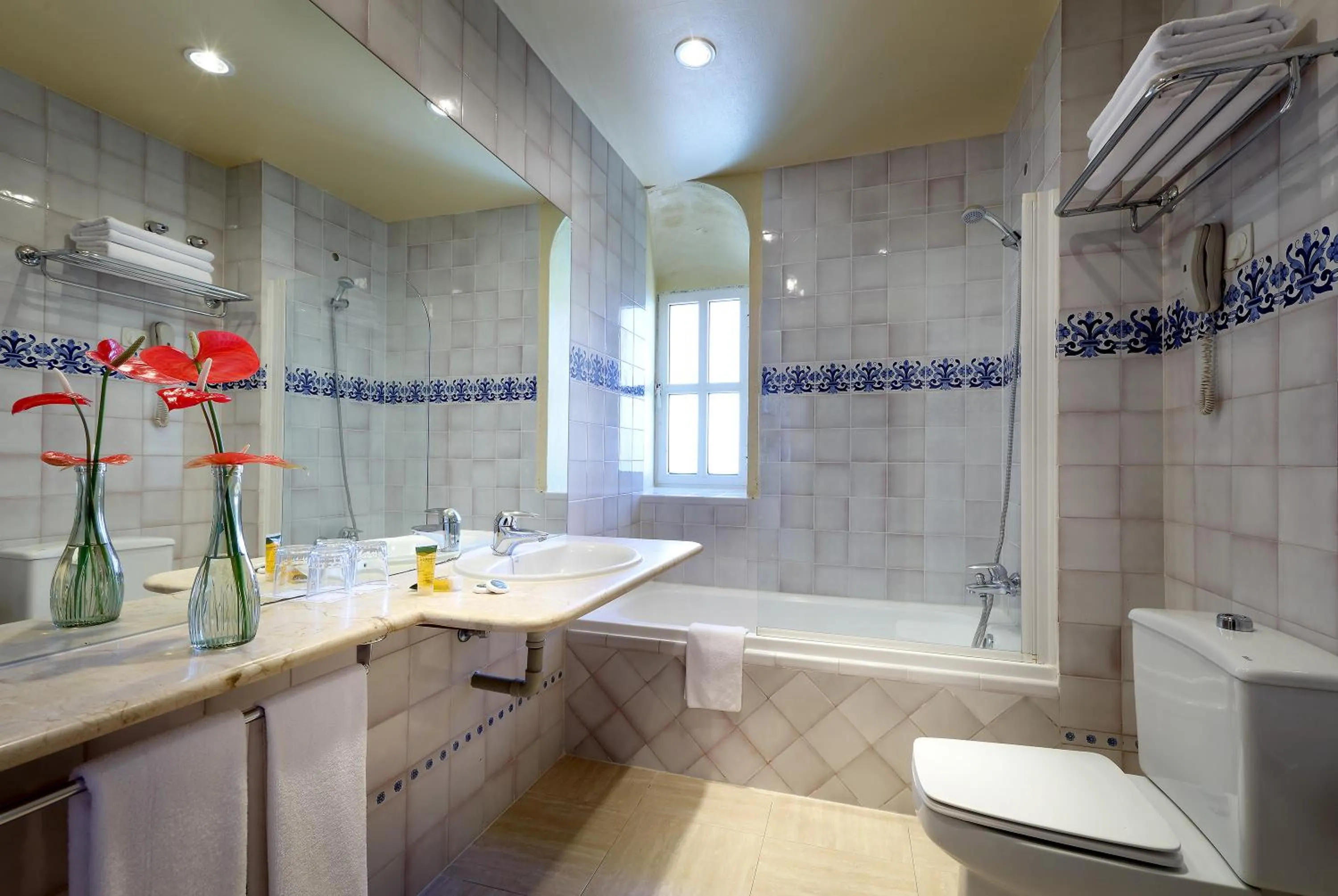 Bathroom in Crisol Monasterio de San Miguel