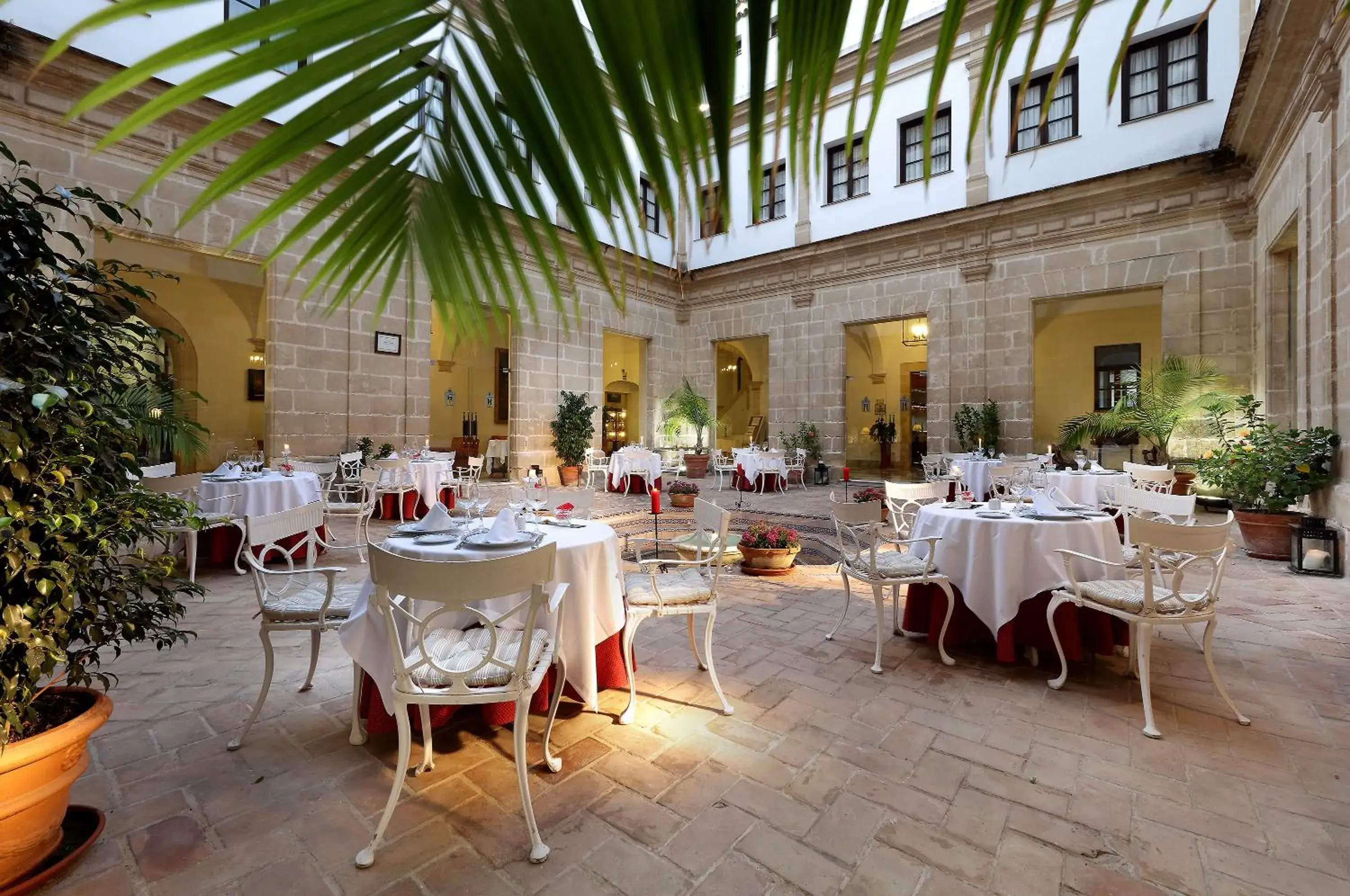 Restaurant/places to eat in Crisol Monasterio de San Miguel Restaurant/places to eat in Crisol Monasterio de San Miguel