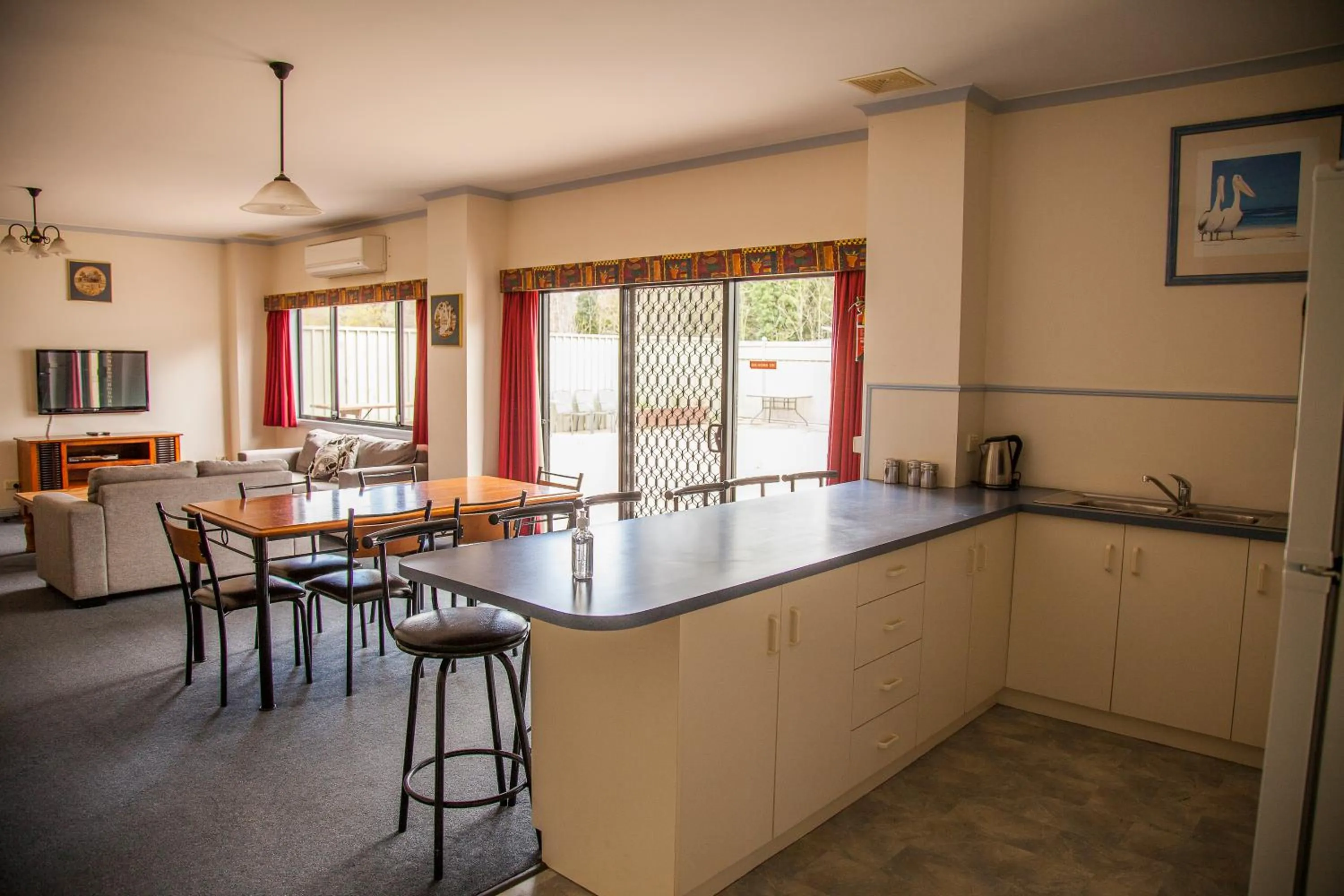 Cherry Lane Apartments