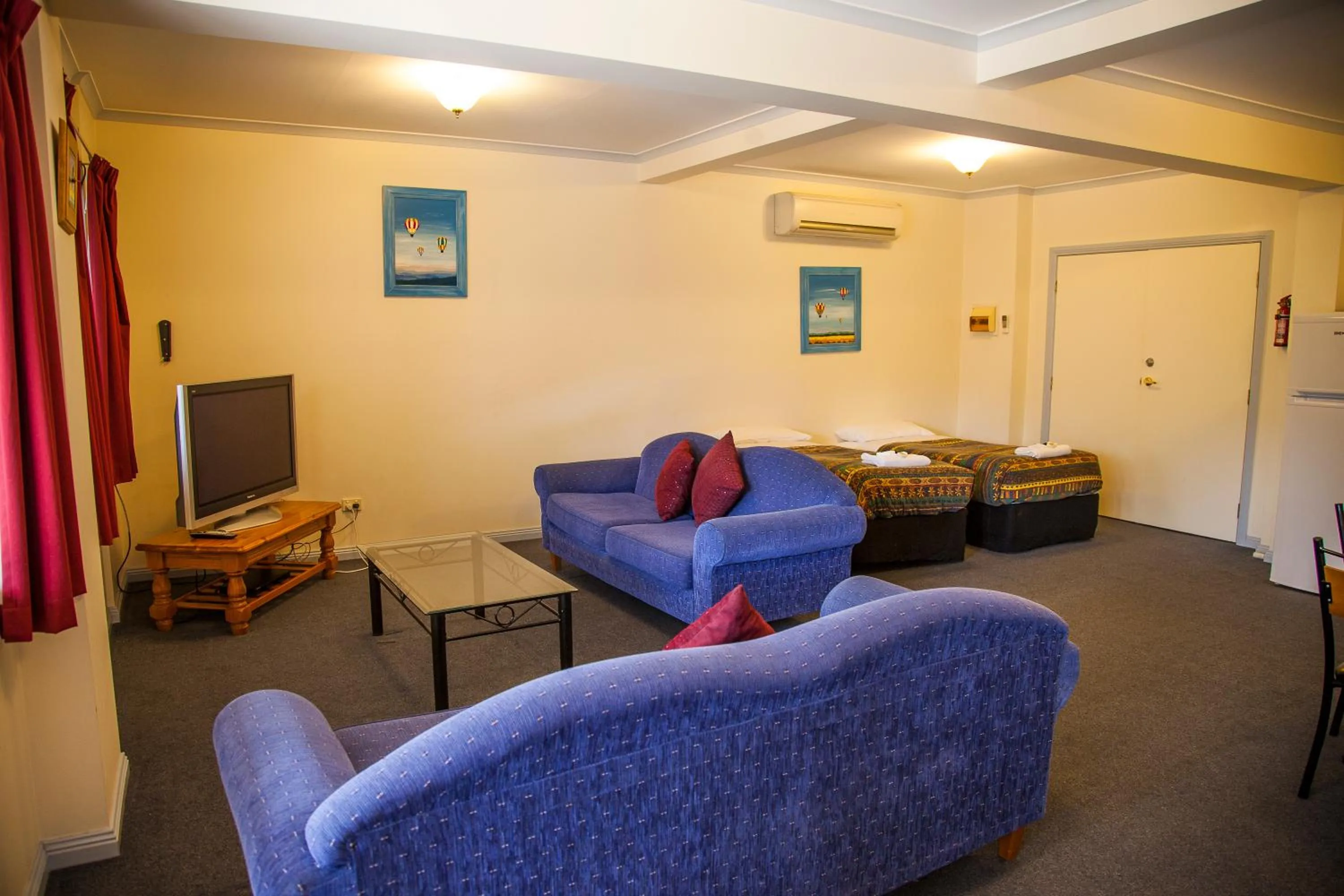 Cherry Lane Apartments