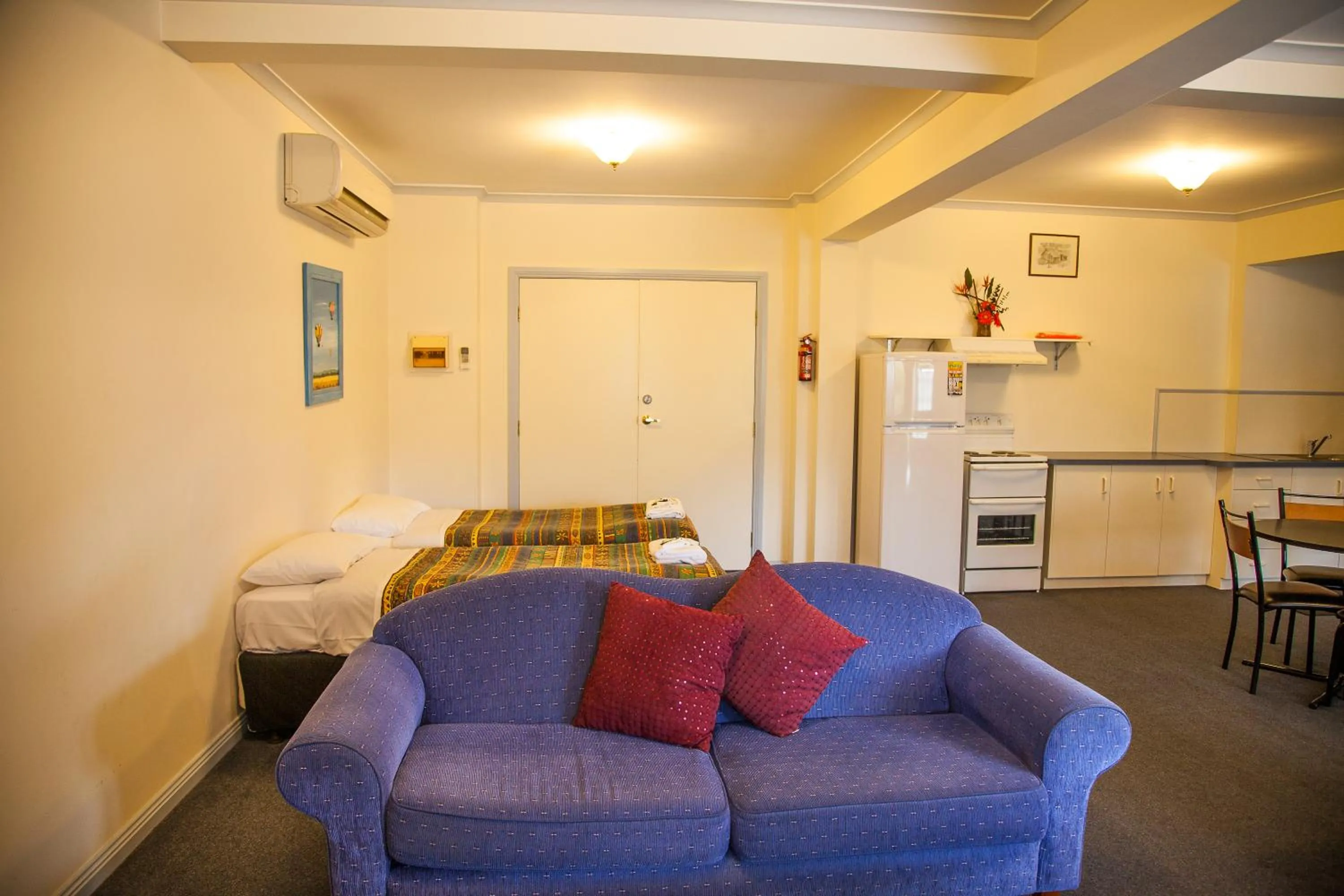 Cherry Lane Apartments