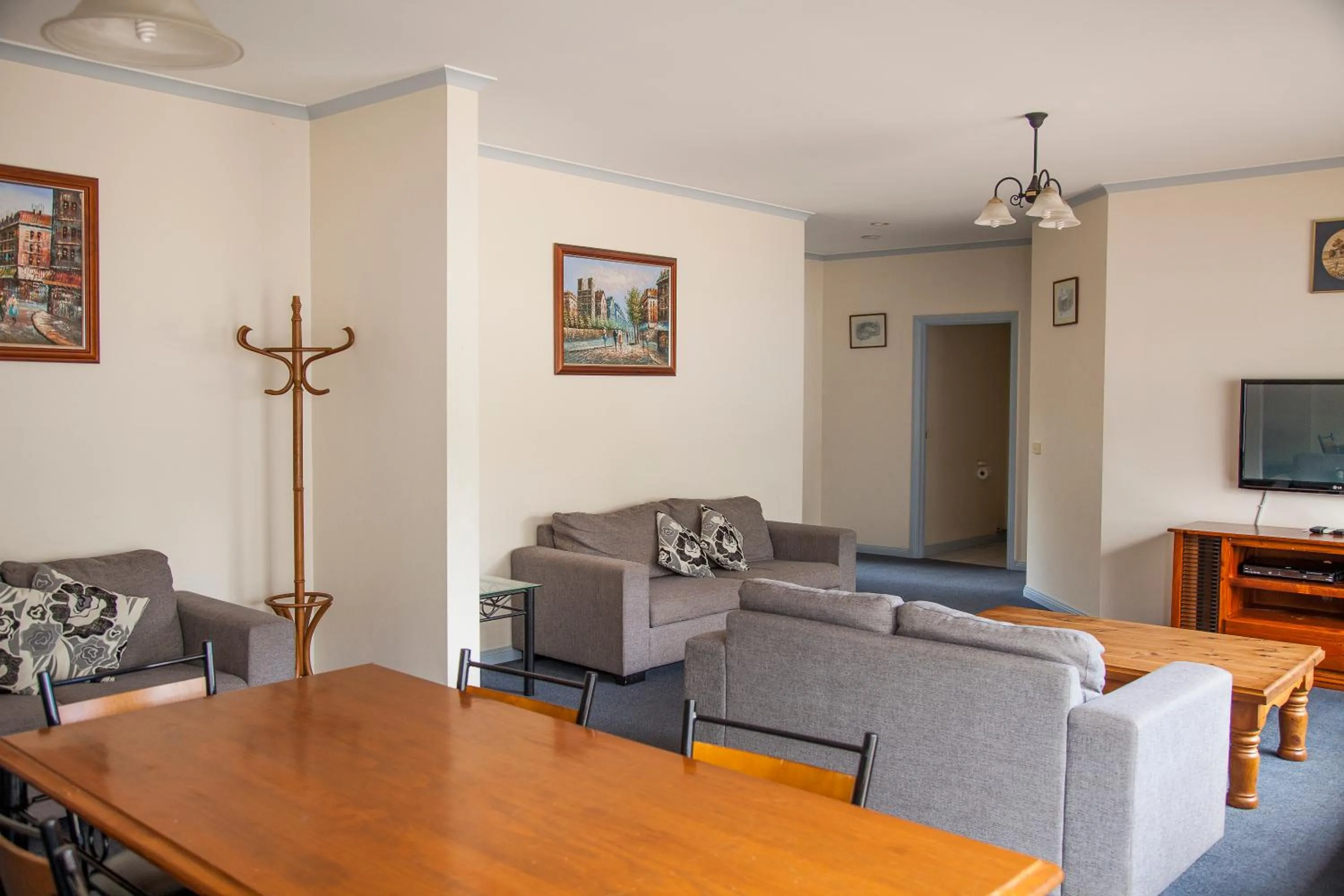 Cherry Lane Apartments