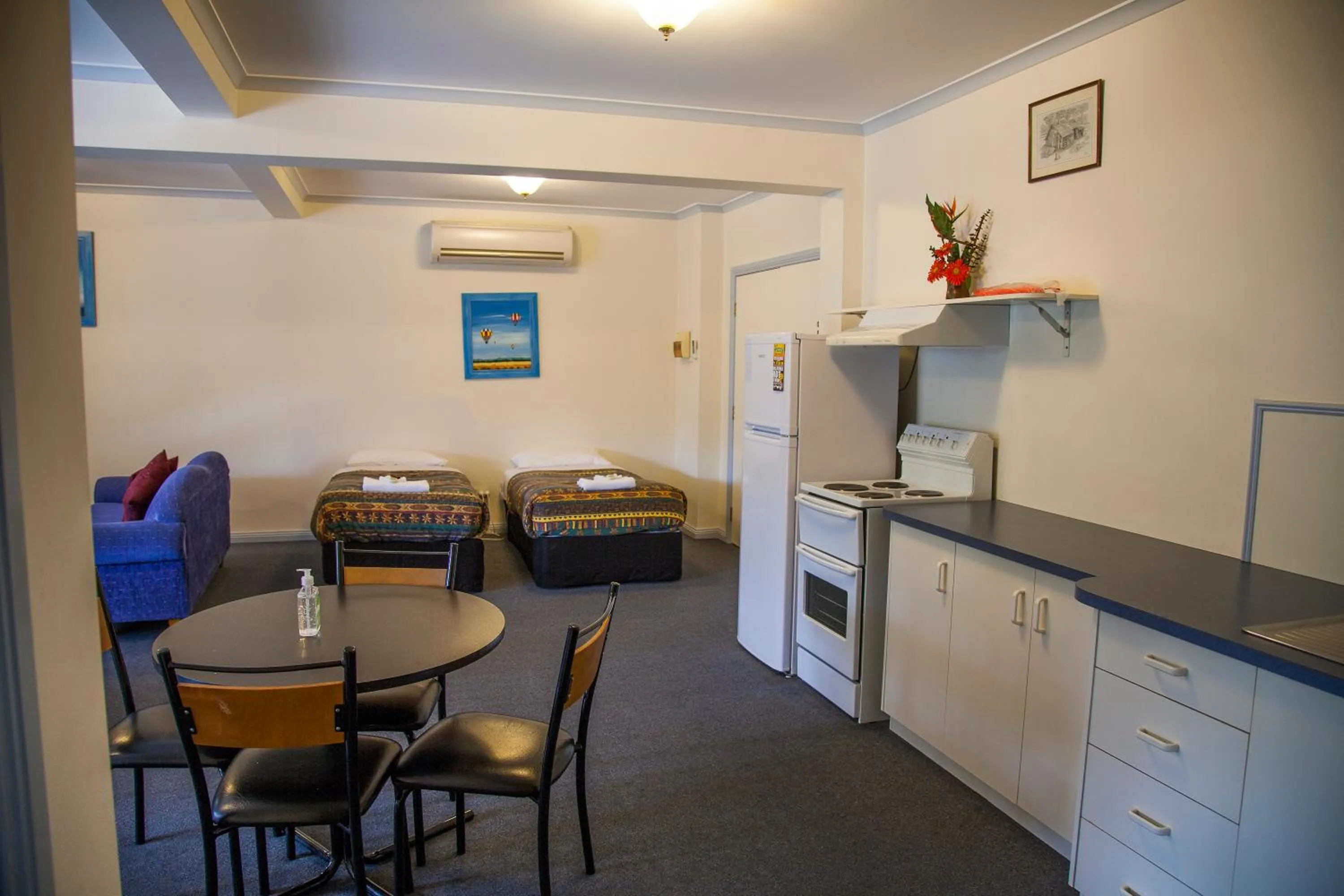 Cherry Lane Apartments