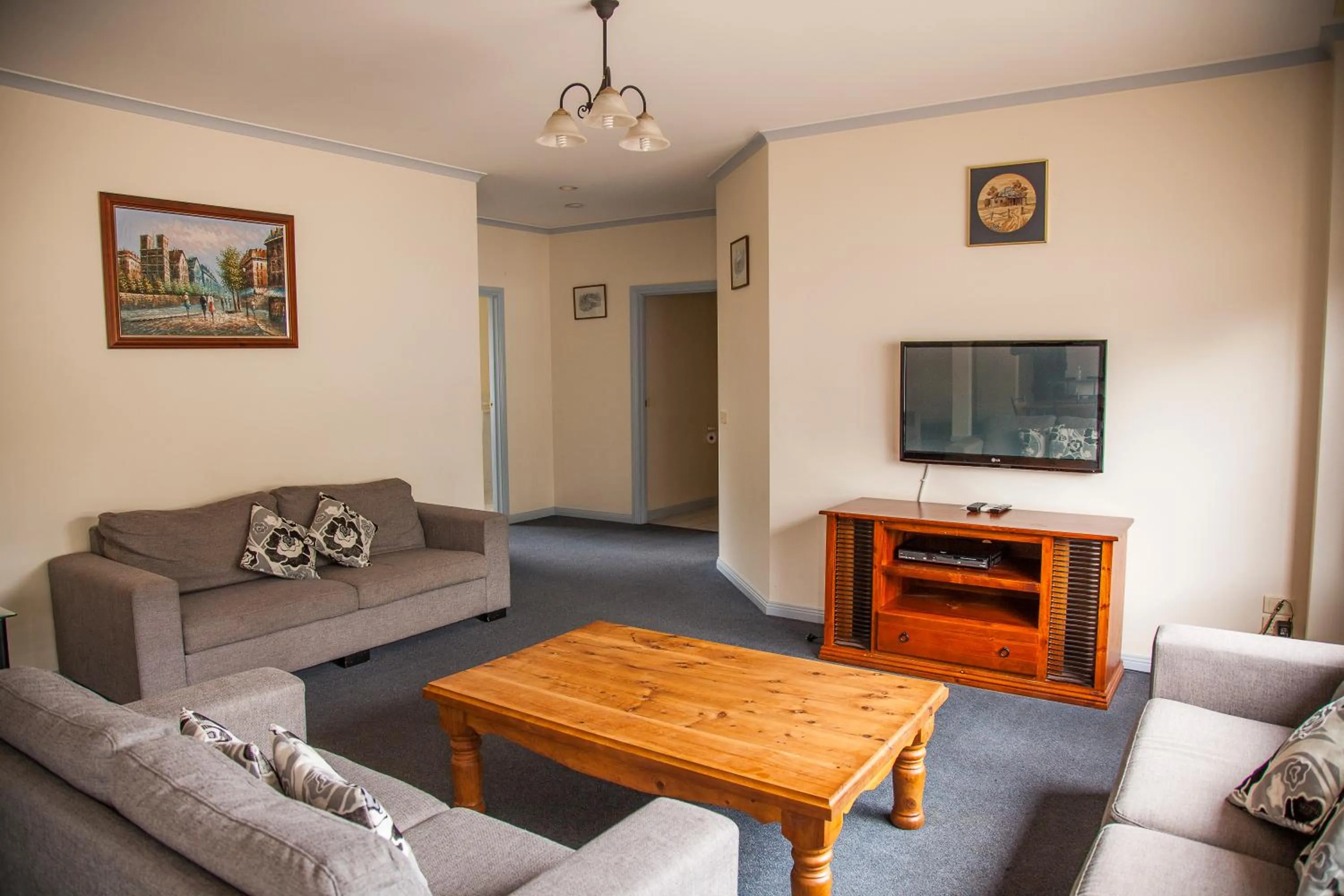 Cherry Lane Apartments