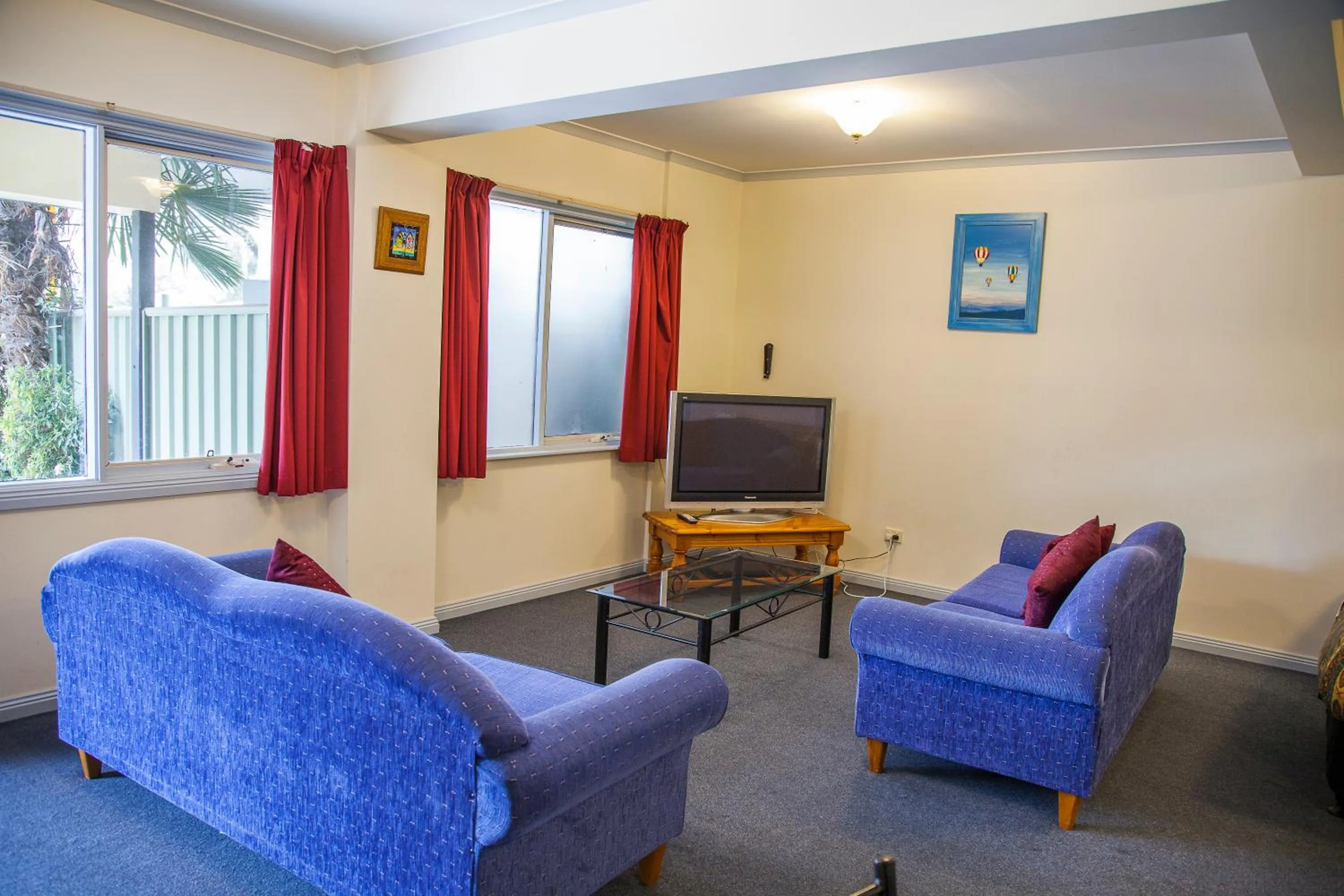 Cherry Lane Apartments