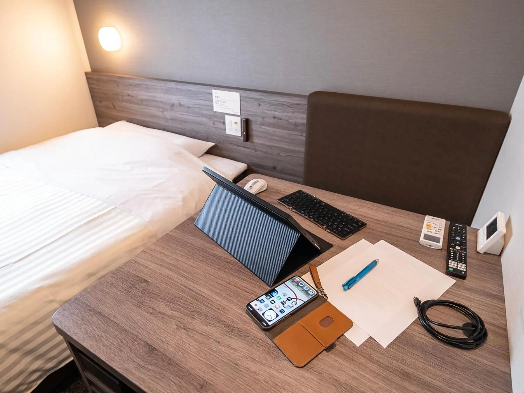 Bedroom, Bed in Super Hotel Kumamoto Ekimae Natural Hot Springs