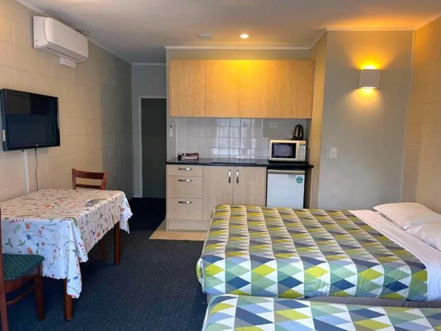 Takanini Park Motor Lodge