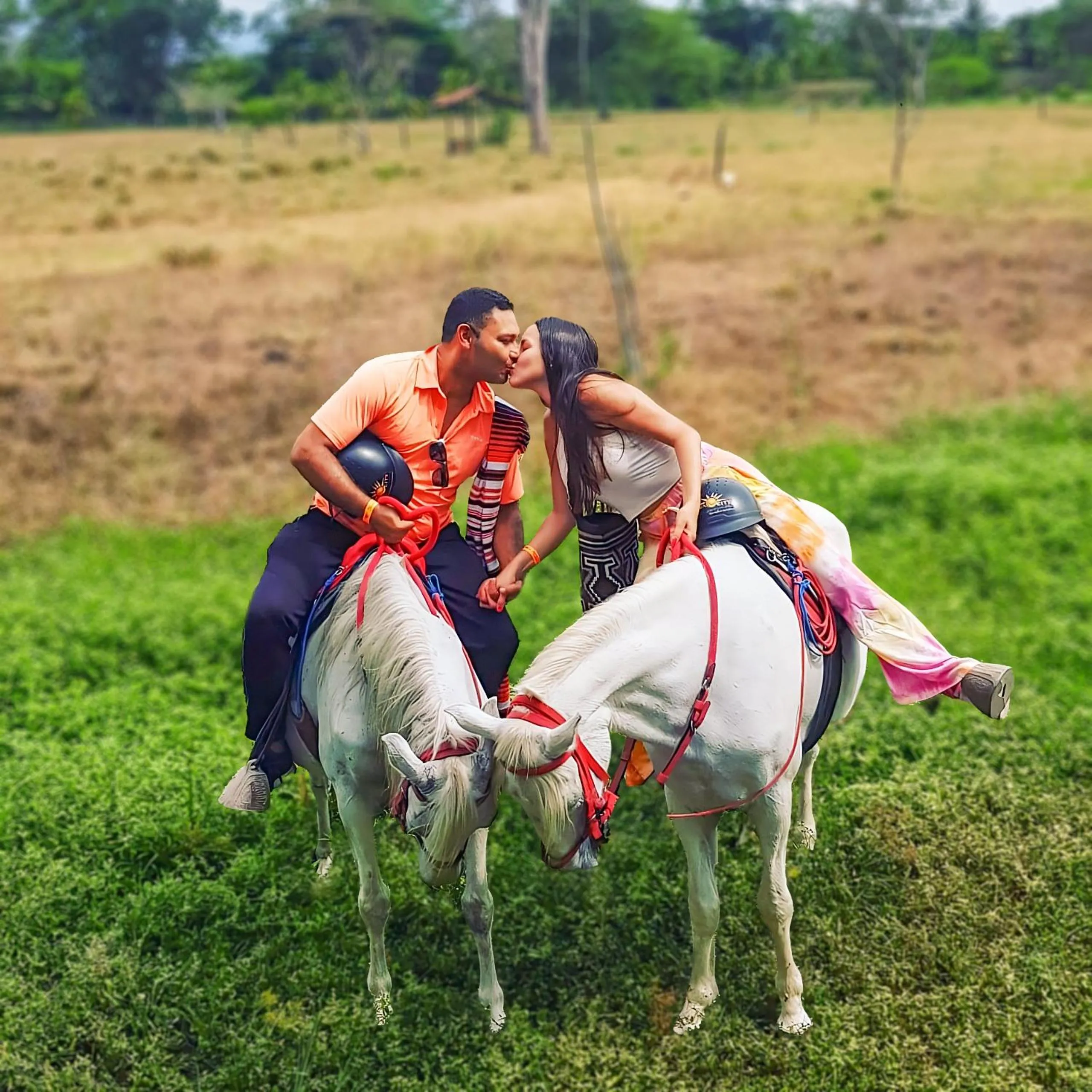 Horse-riding in Hotel y Parque Turístico Navar City