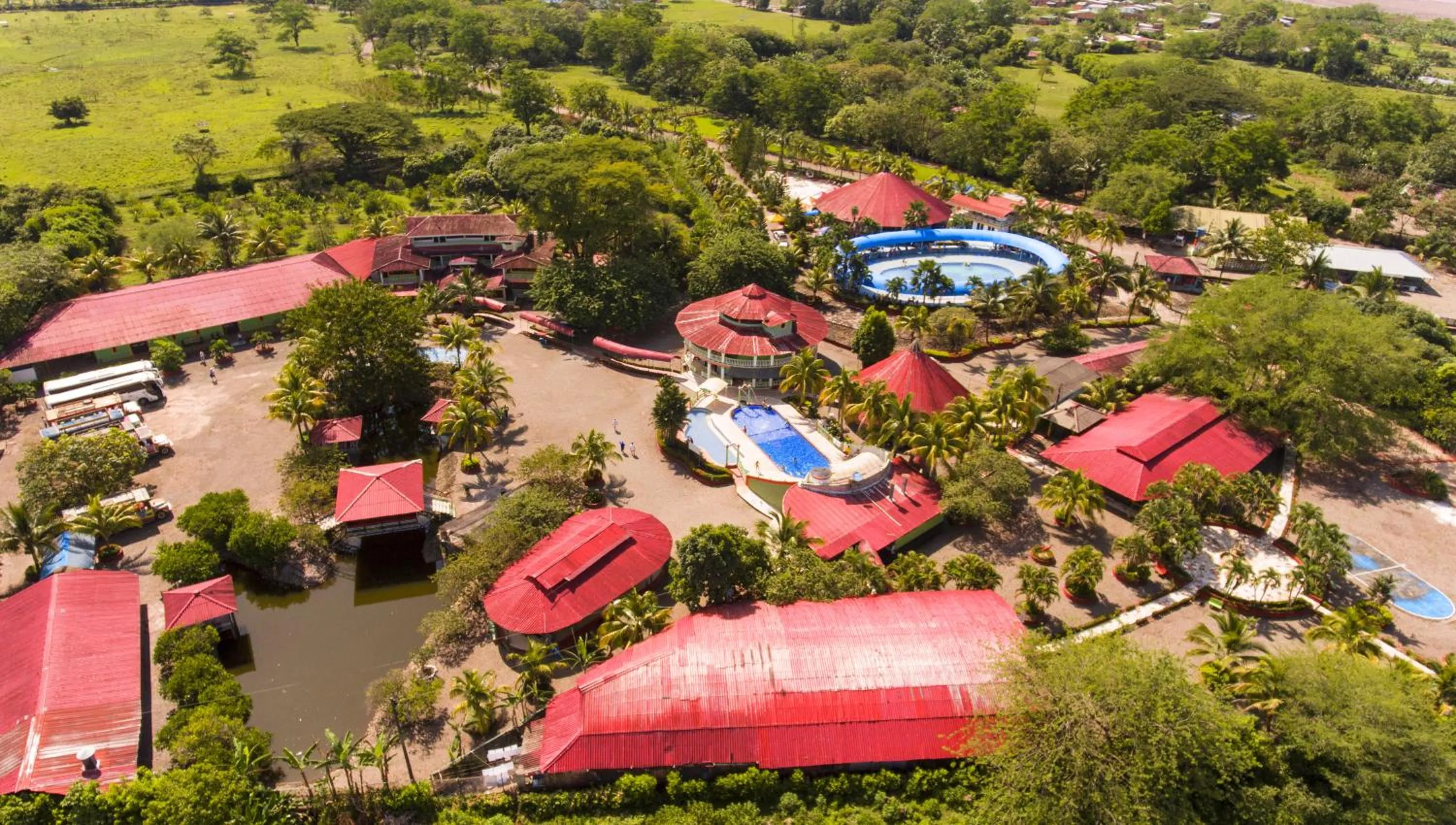 Property building in Hotel y Parque Turístico Navar City