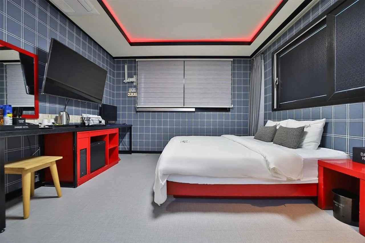 Bed in Hotel Danube Seomyeon