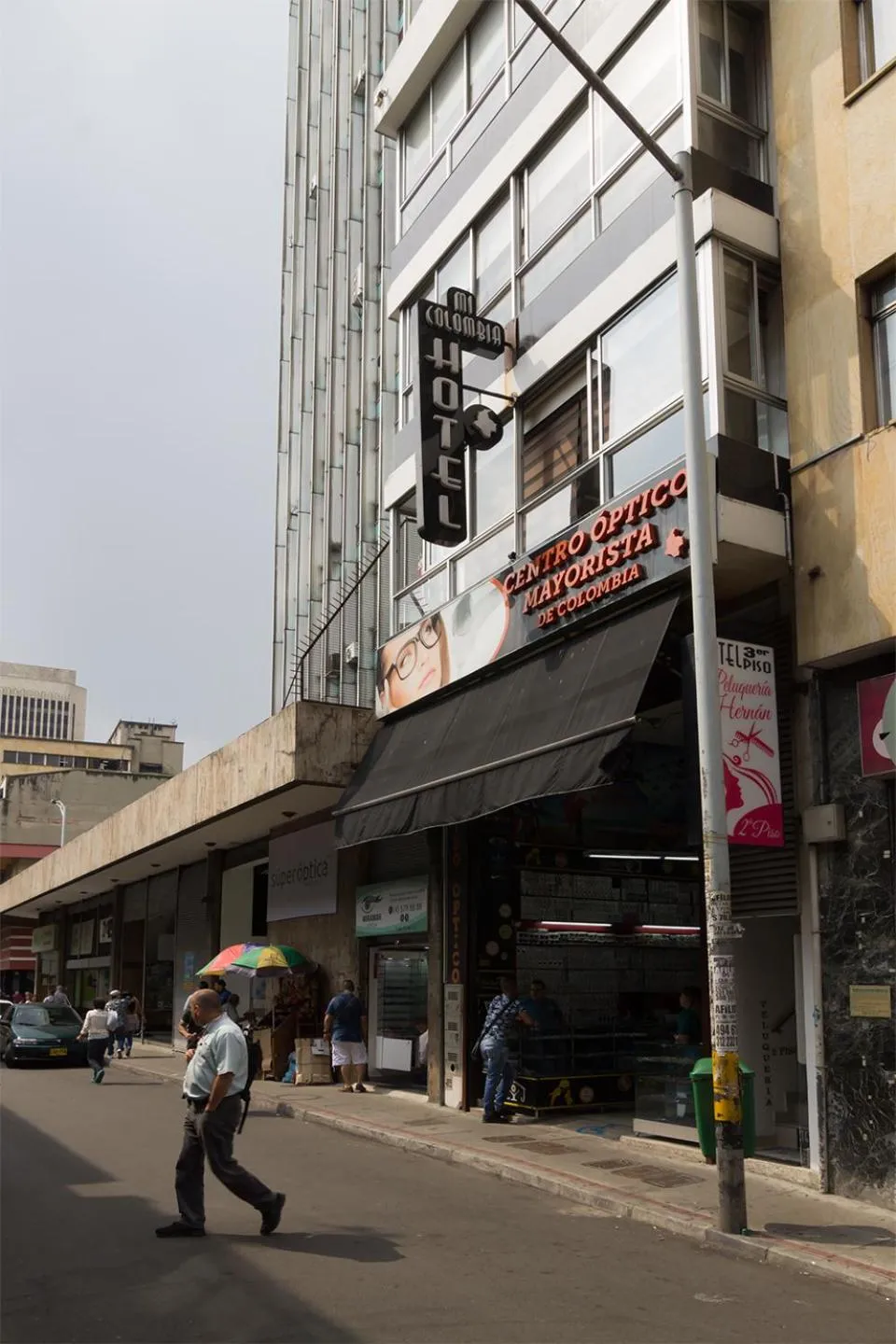 Property building in Ayenda 1254 Mi Colombia