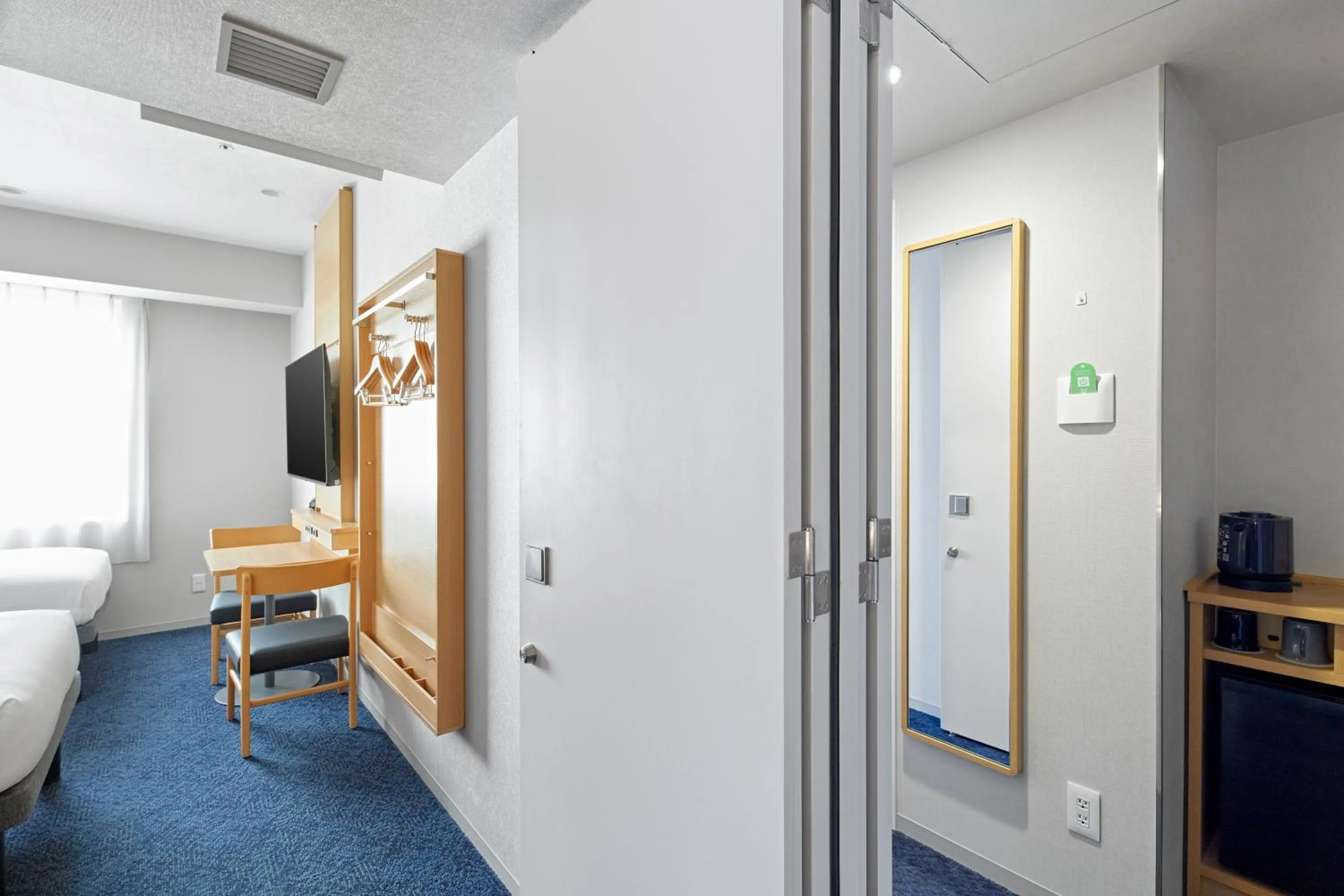 Photo of the whole room, Bed in Sotetsu Fresa Inn Yodoyabashi