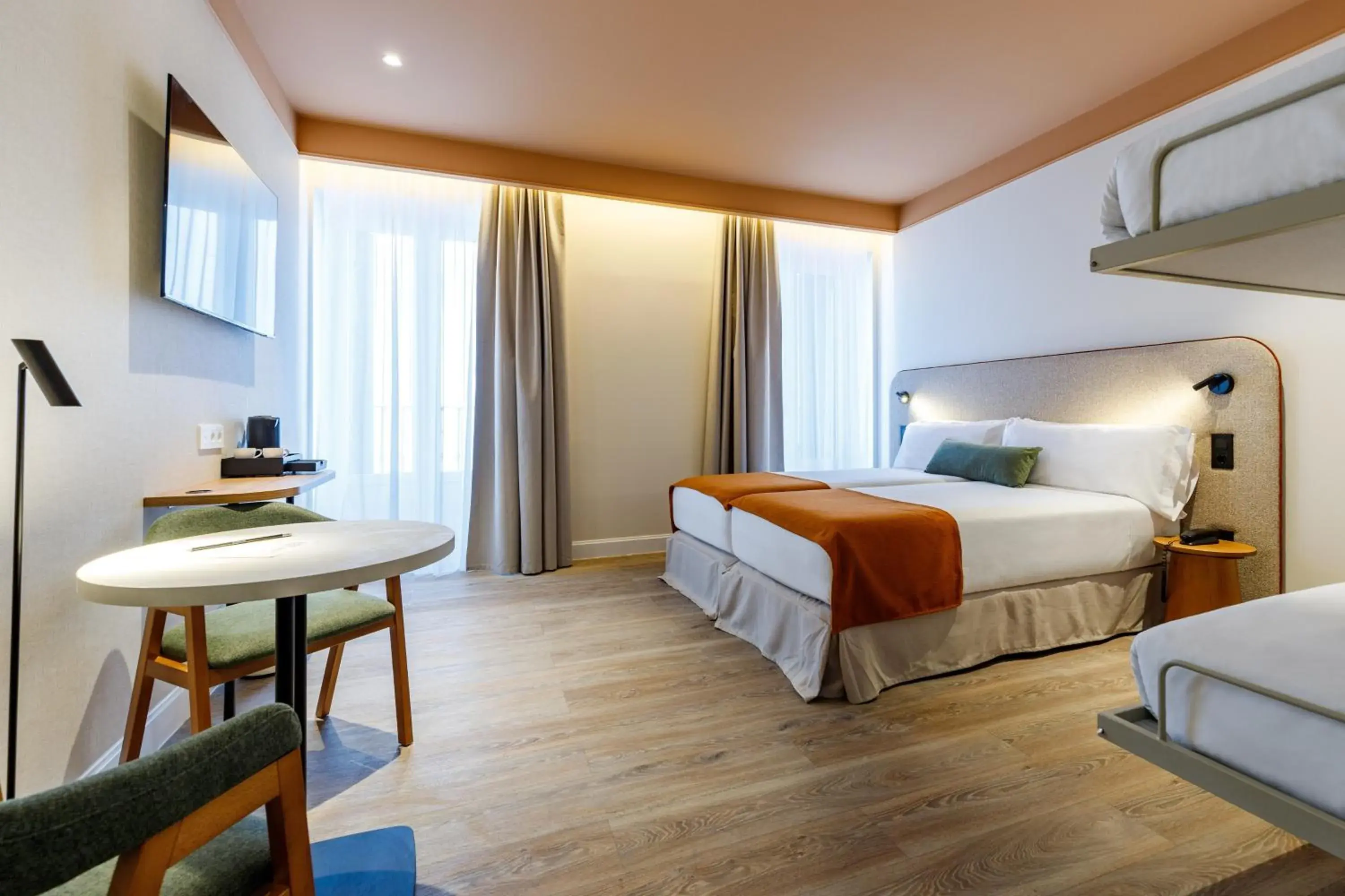 Bed in Petit Palace Puerta del Sol Bed in Petit Palace Puerta del Sol